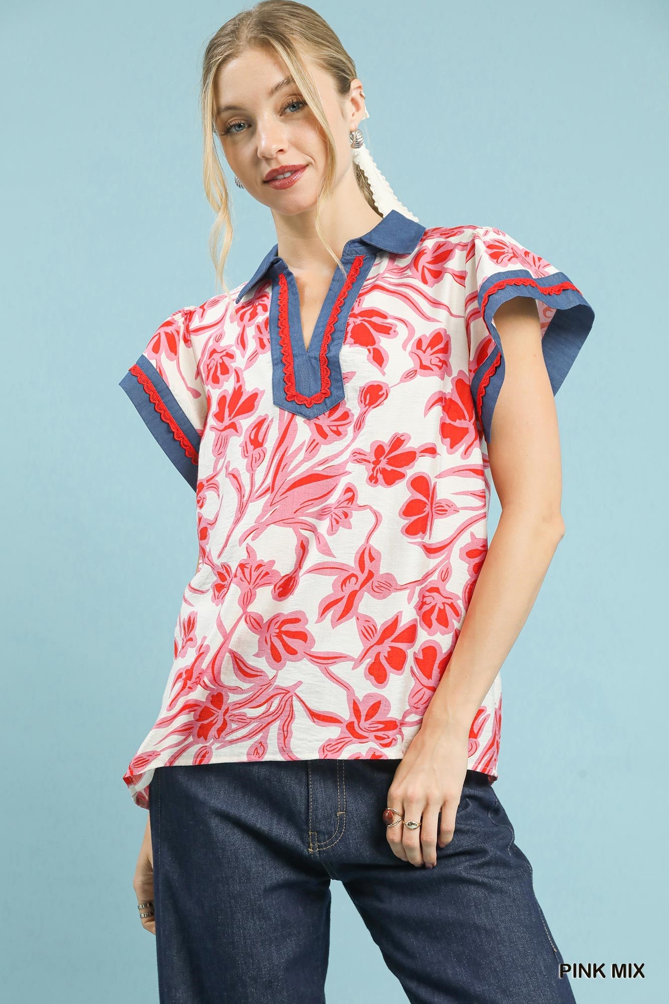 Cedar & Moore Umgee pink floral split-neck top with blue trim