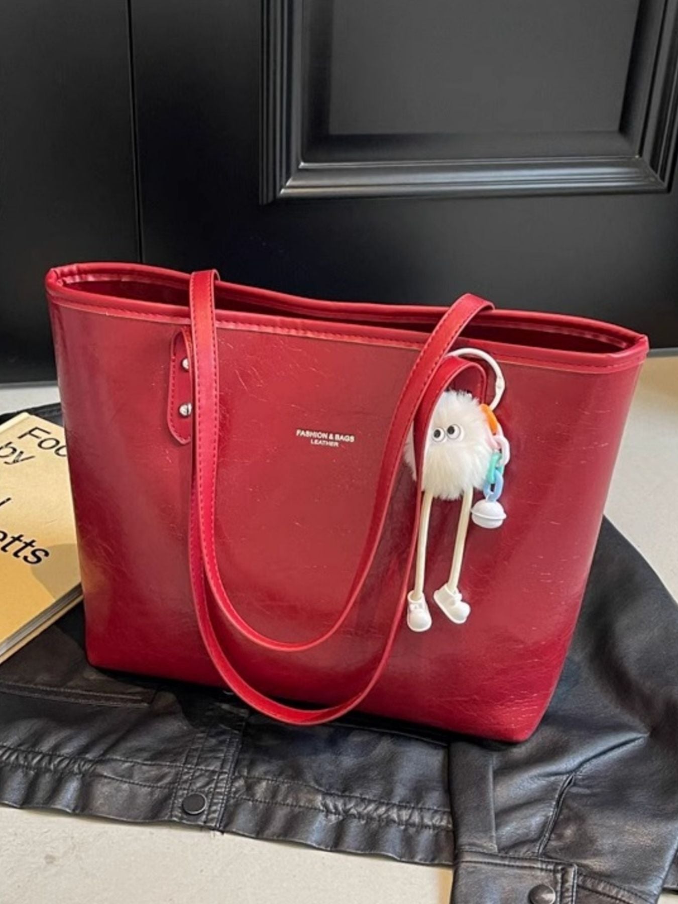 Trendsi red faux leather PU shoulder bag, large size with dual straps