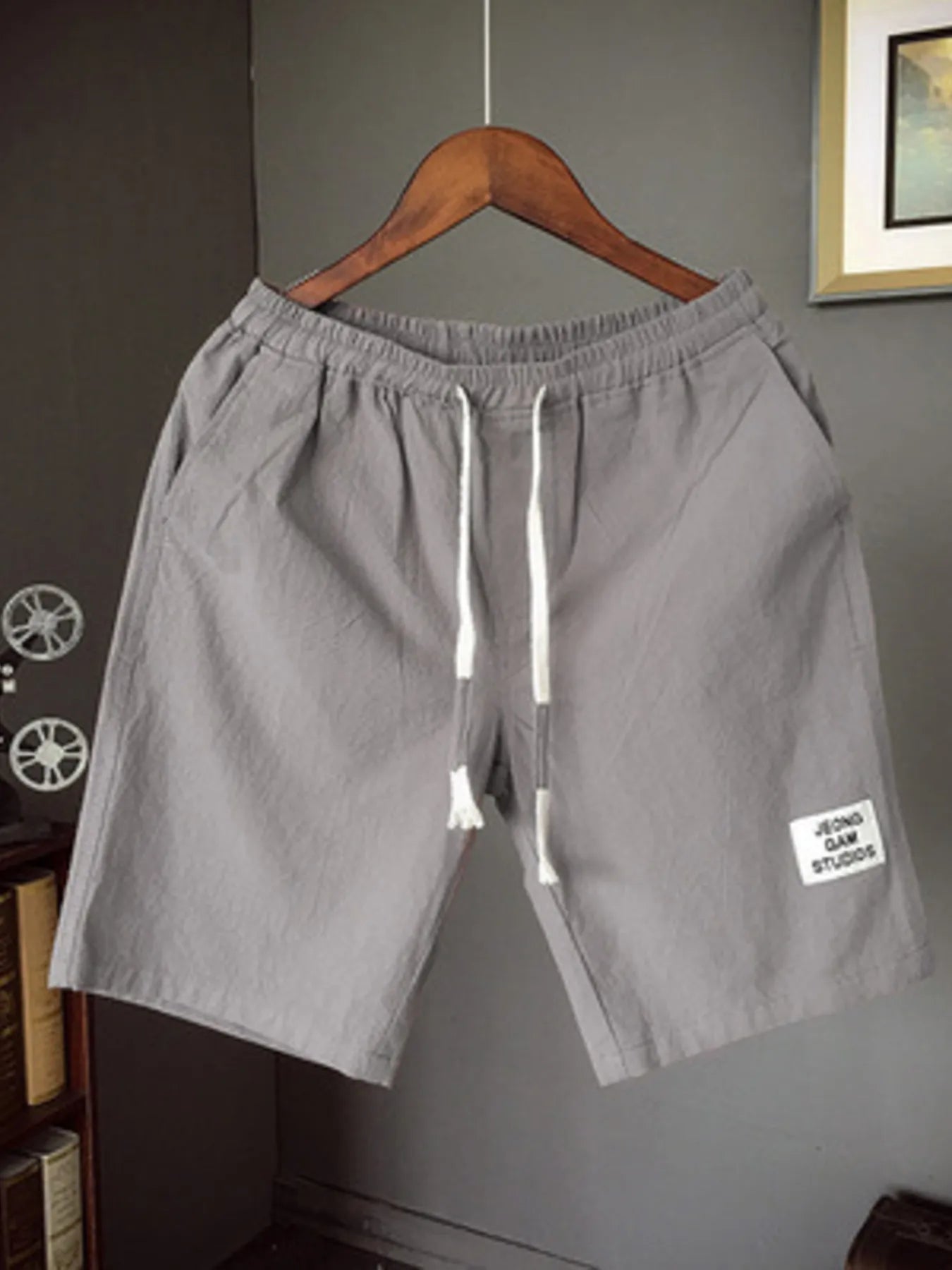 Men's plus size drawstring shorts, gray with elastic waistband and drawstring