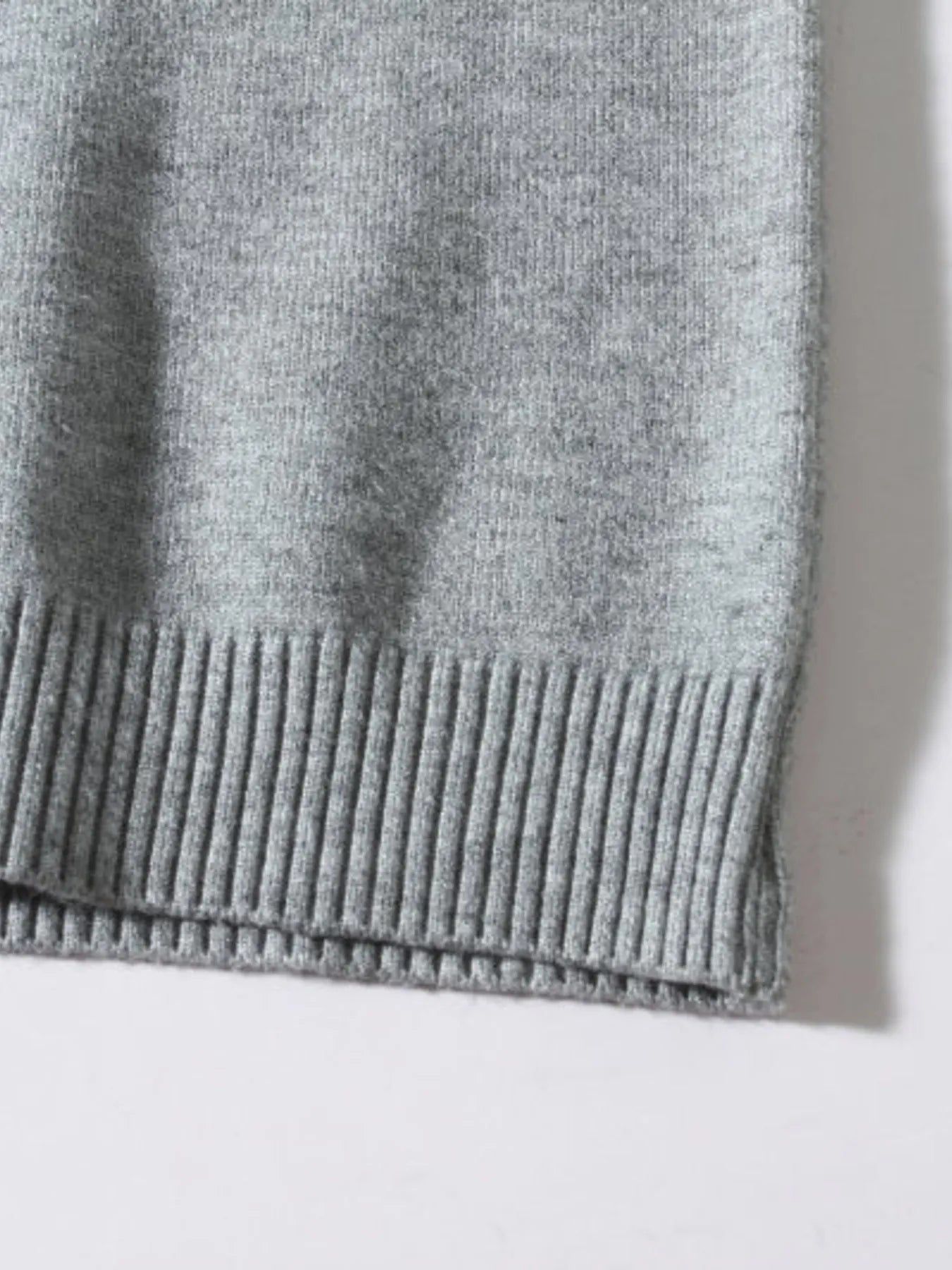 Men's long-sleeve ribbed-hem sweater hem detail, gray heather knit