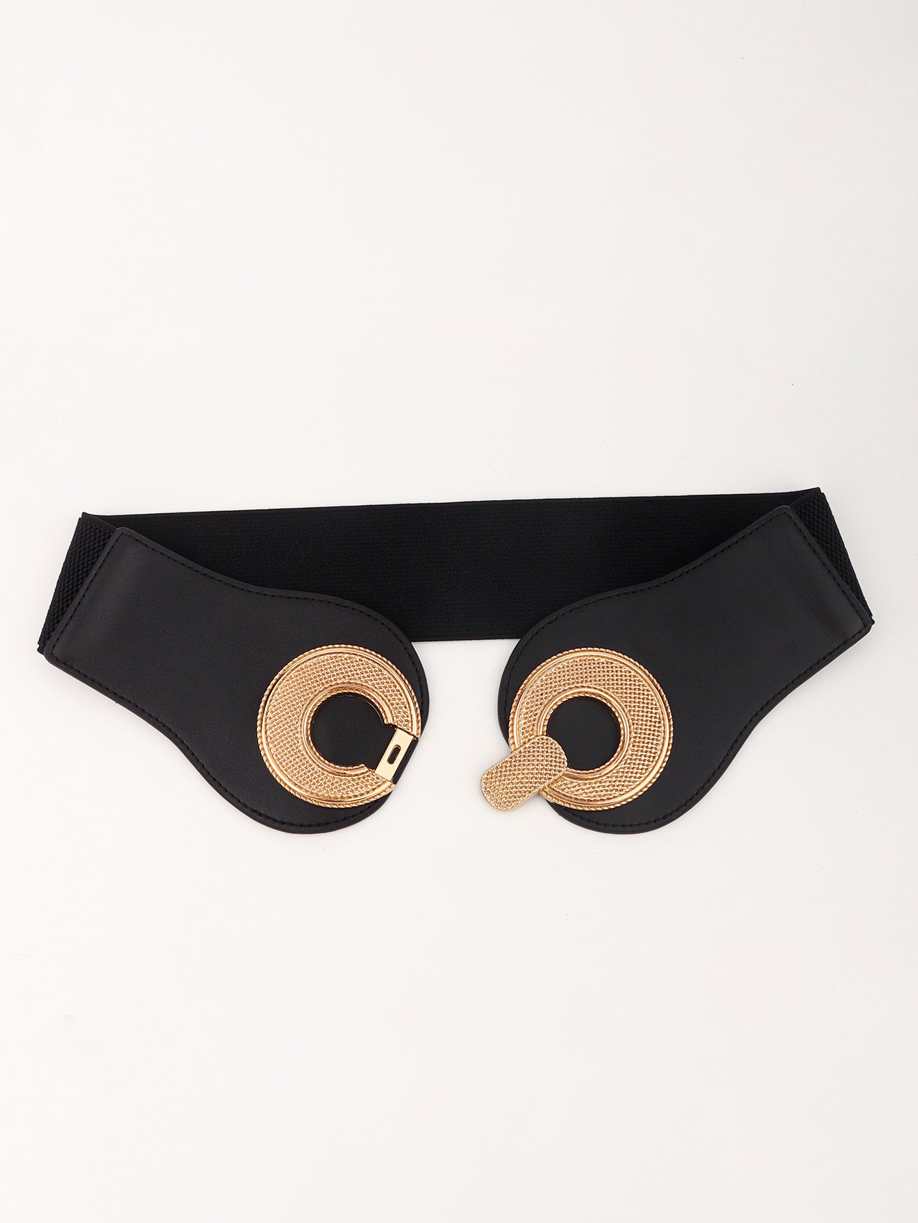 Elastic vegan belt front view with black band and gold double-ring buckle