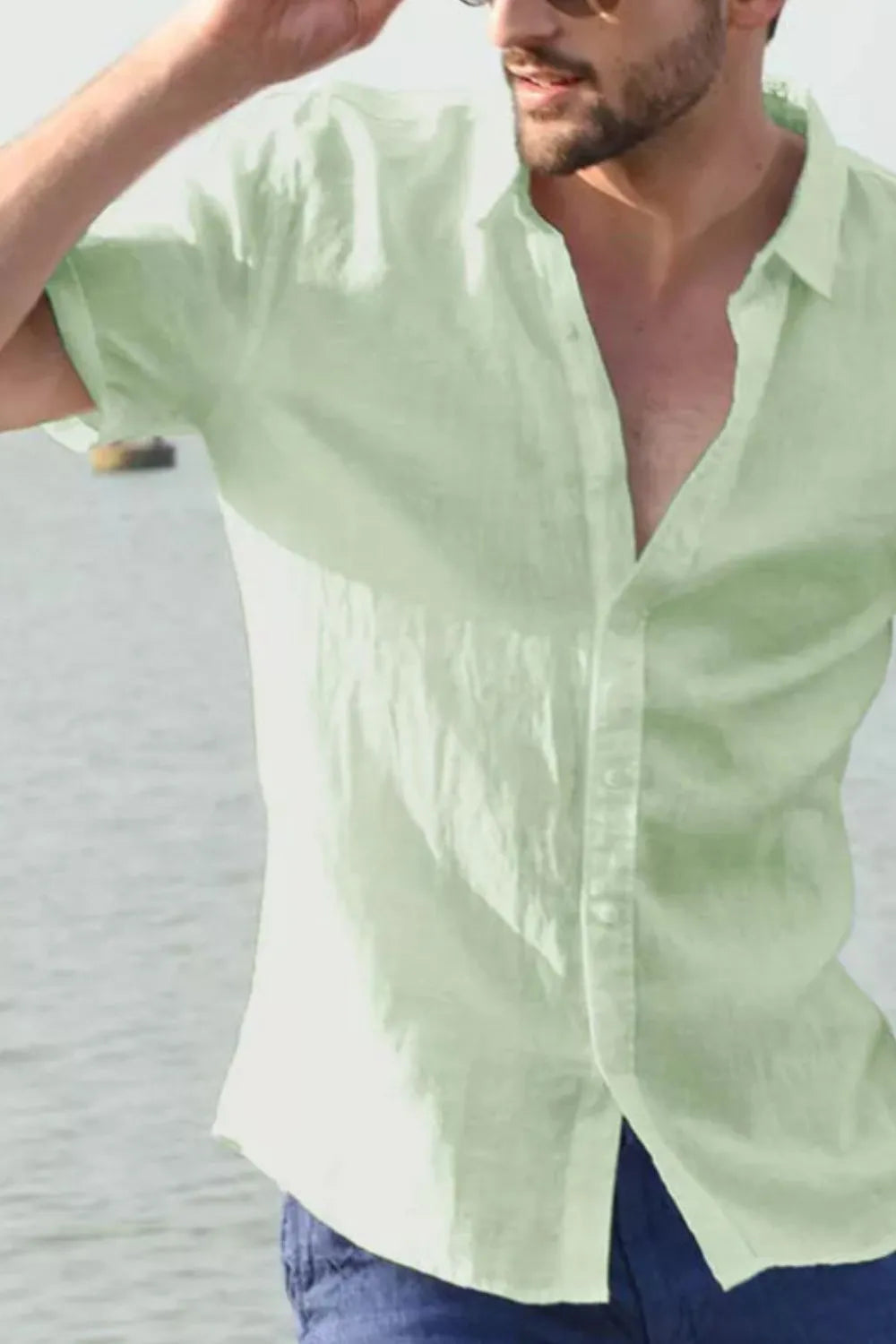 Men's short-sleeve button-down shirt, light green, open collar with front buttons