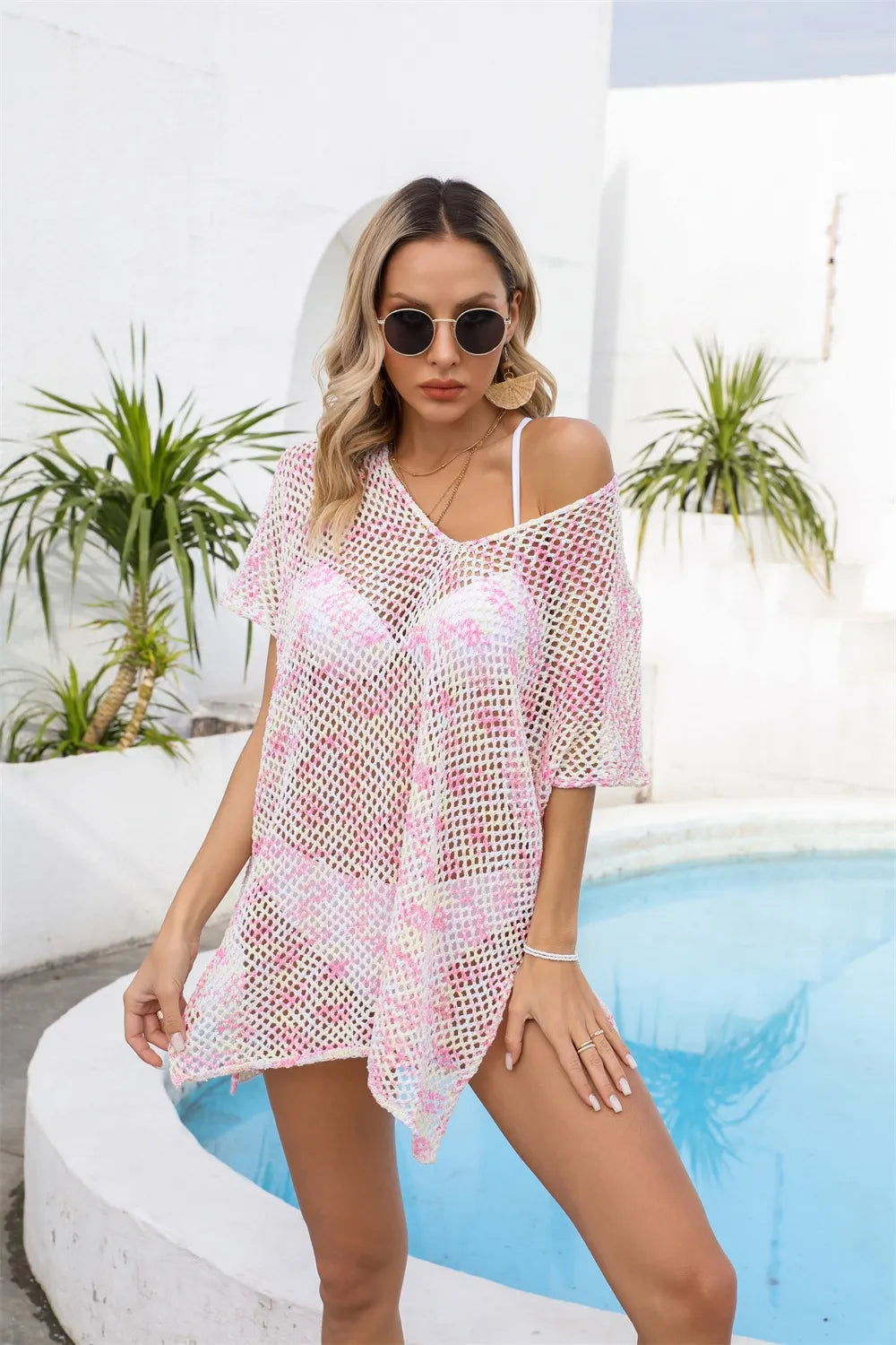 Openwork short cover-up with V-neck and short sleeves, pink and white speckle, off-shoulder look