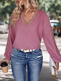 Moonlit mauve lace-detail V-neck top with long sleeves and scalloped lace trim