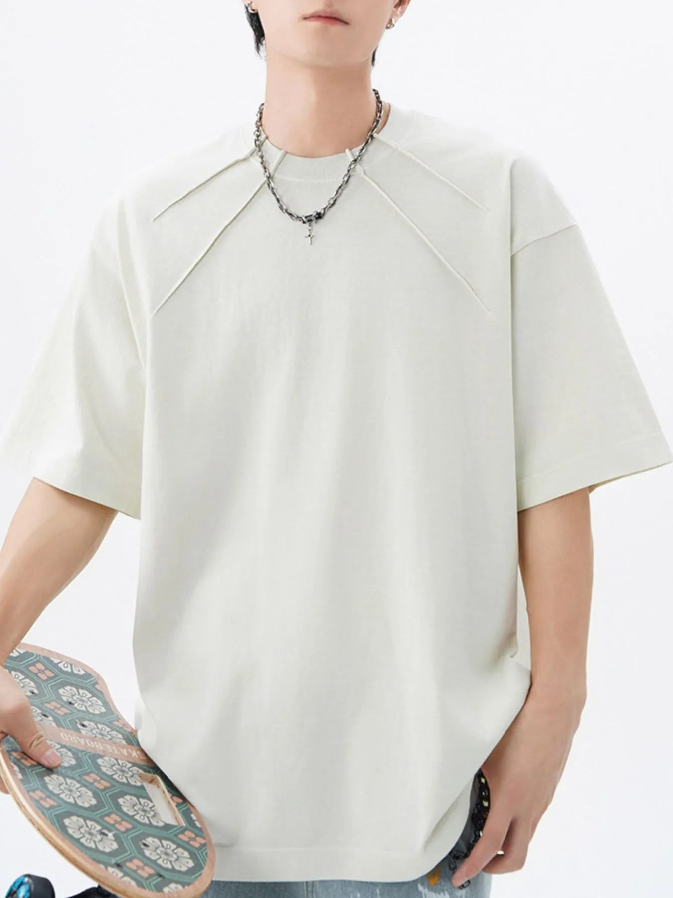 Light gray raglan crew-neck short-sleeve T-shirt for men, plus size, front