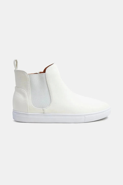 White suede slip-on sneakers with elastic side gore panel and white rubber sole