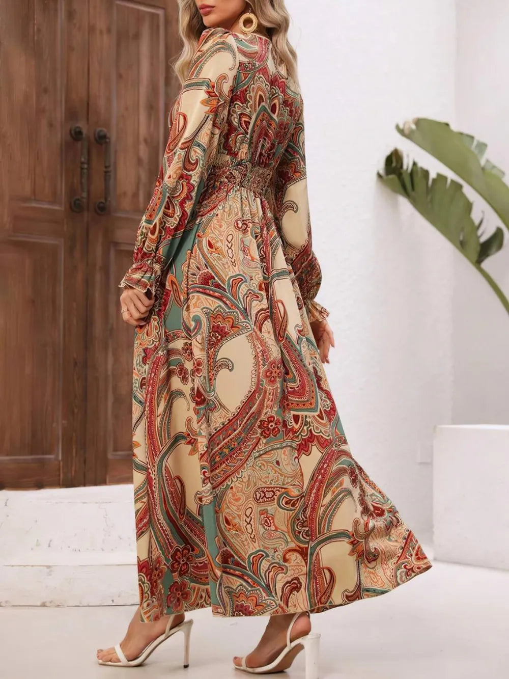 smocked v neck maxi dress Printed V-Neck with Flounce Sleeves Black / M Size:Fits US Men's 7–11 Available in a versatile Girls kids White black Sleeve Length:Sleeveless