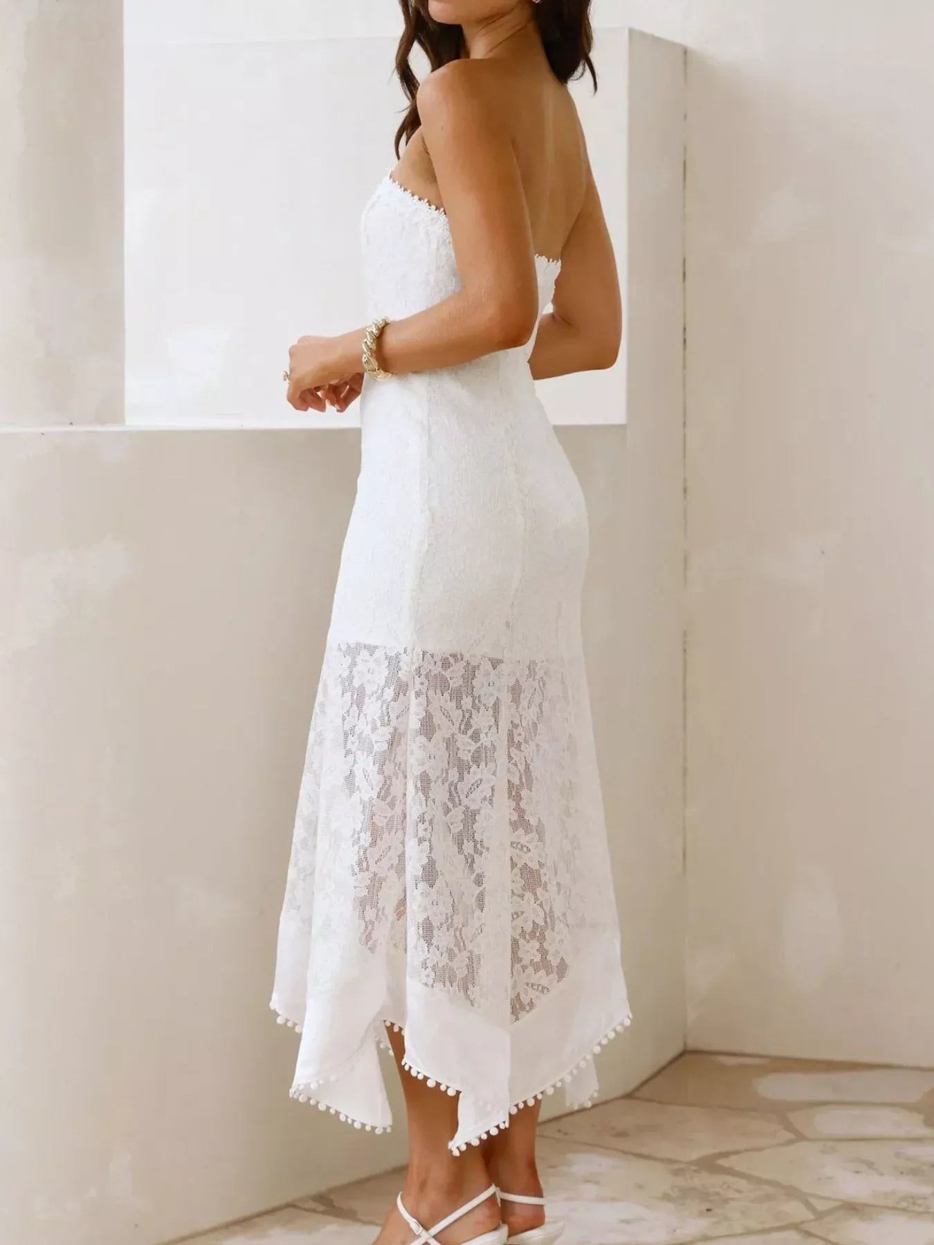 Cedar & Moore Elegant Lace Strapless Midi Dress in white lace, Trendsi, zipper