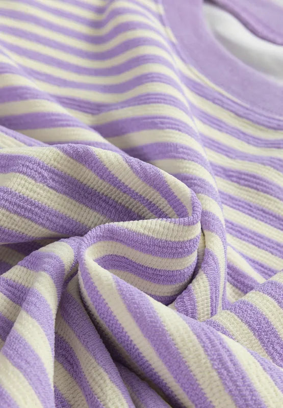Lavender striped long-sleeve sweatshirt fabric with round neckline edge
