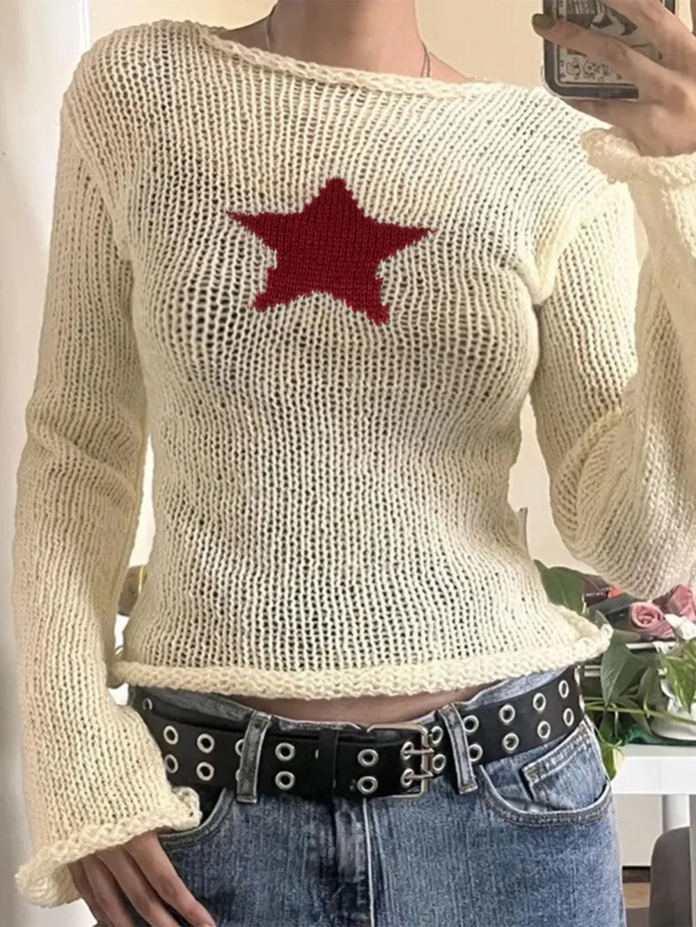 Cream knit boat-neck top with red star applique, long sleeves