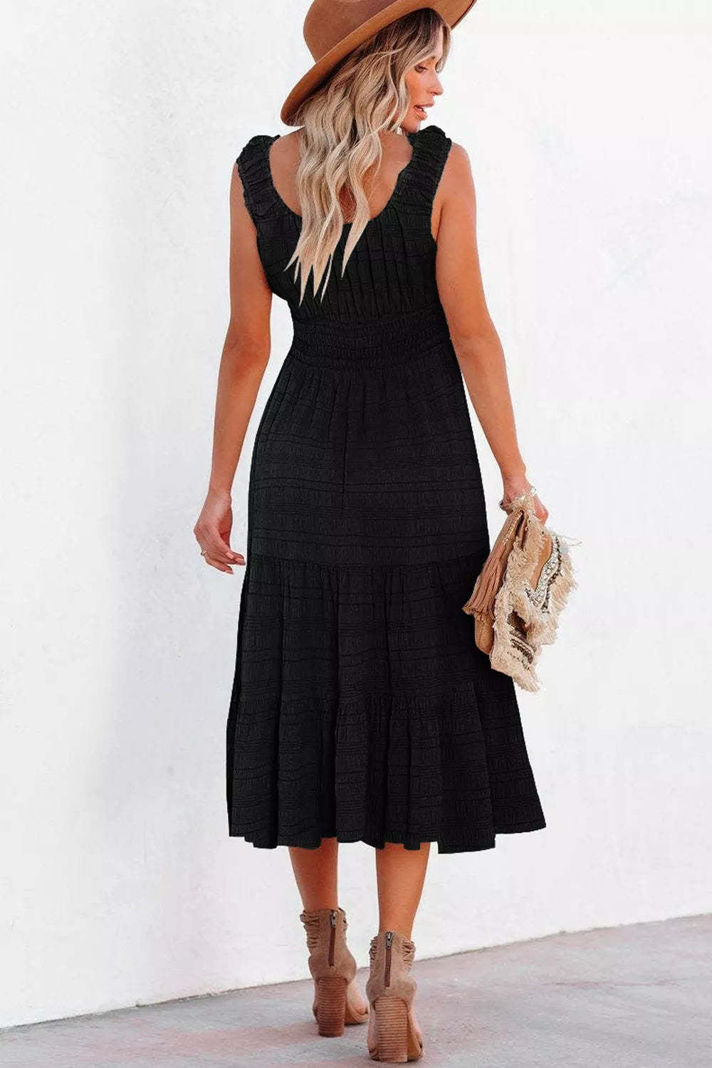Cedar & Moore Sleeveless smocked tiered dress with pockets in black textured fabric midi-length, by Trendsi