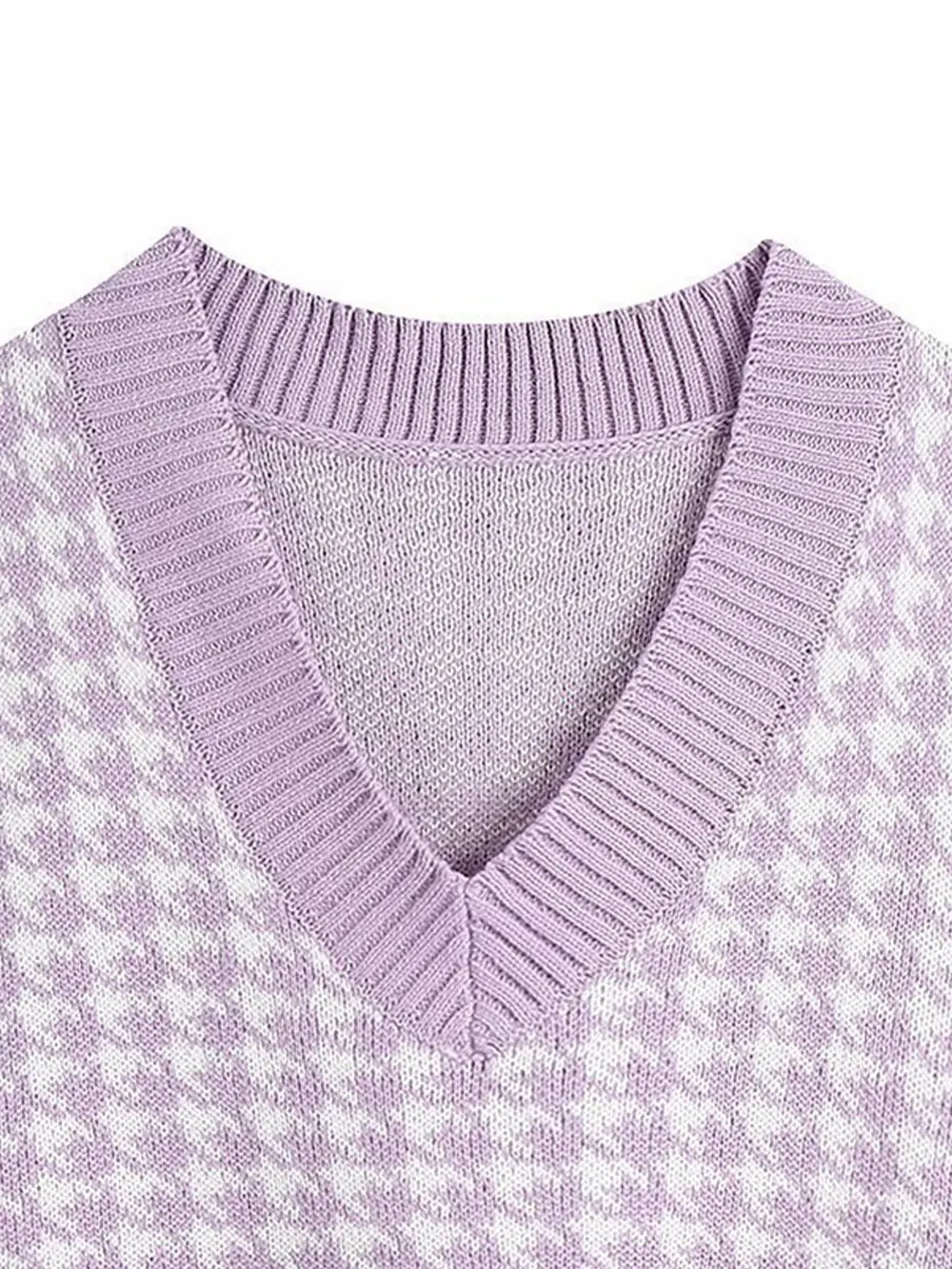 Lavender houndstooth V-neck sweater vest with ribbed neckline trim