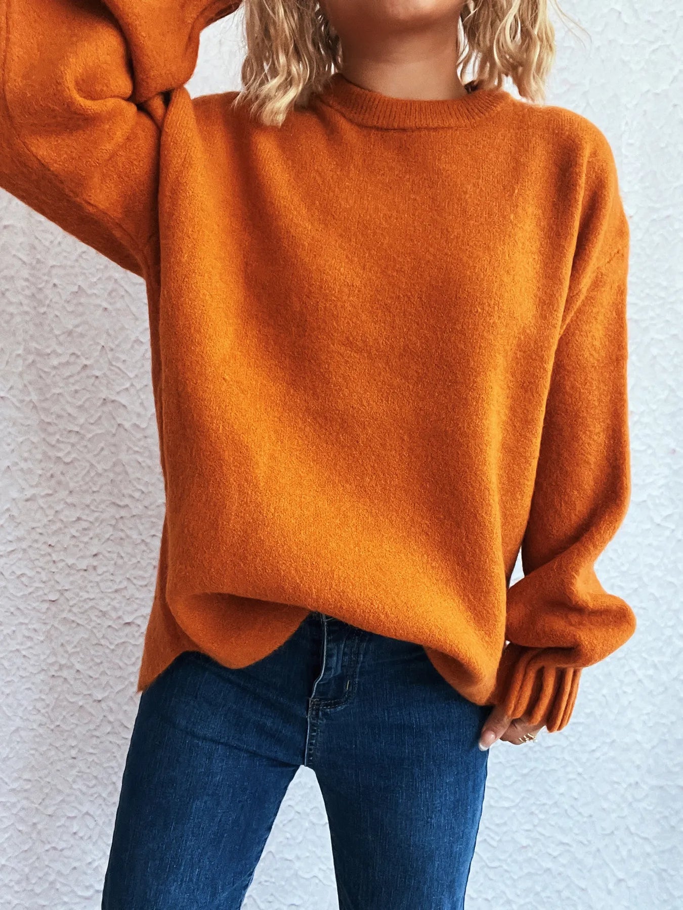 Dropped-shoulder sweater, rust orange, round neckline, long sleeves, cuffs detail