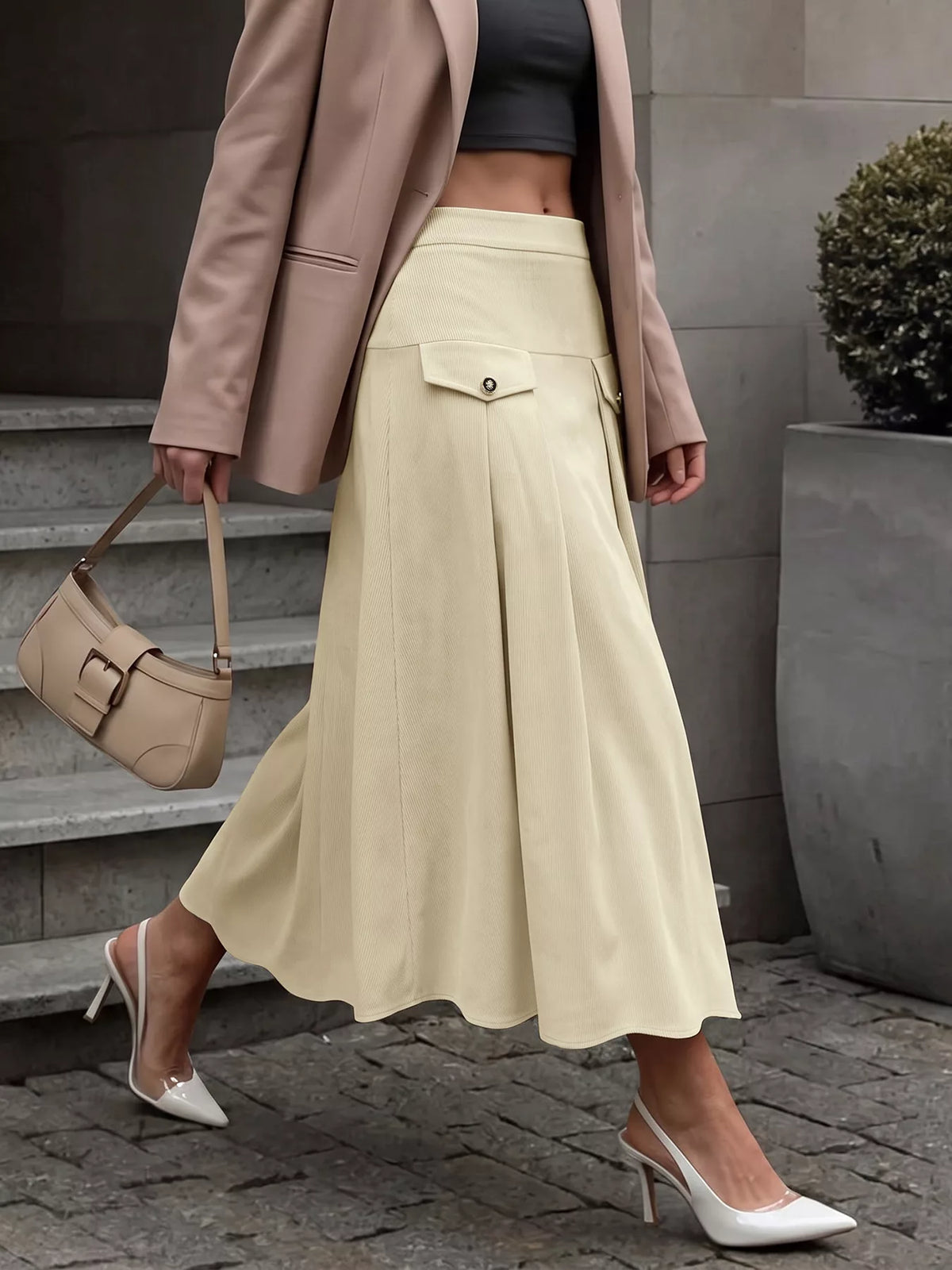 Khaki high-waist pleated midi skirt with side zipper and two front flap pockets