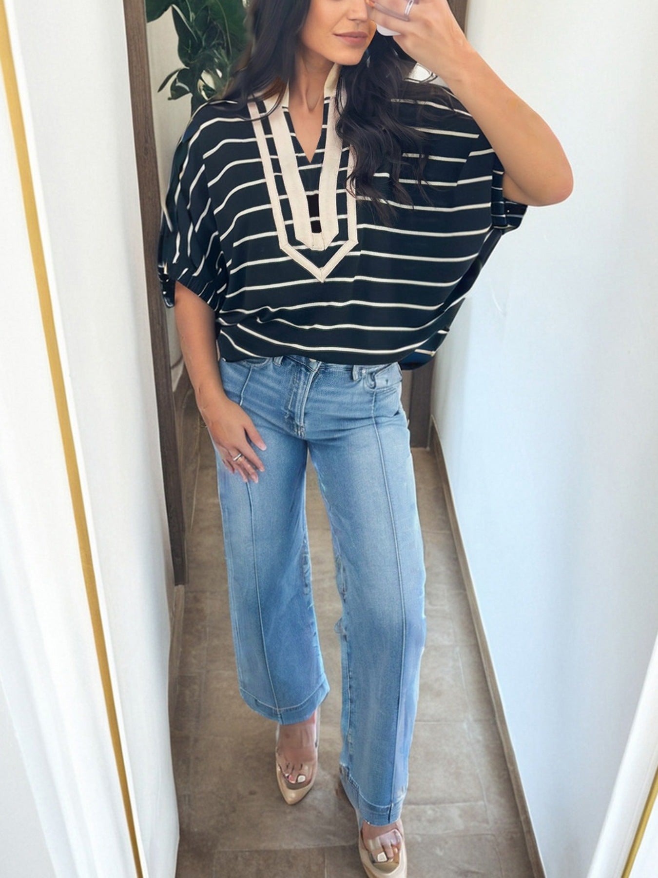 Cedar & Moore Stripe stand-collar V-neck dolman top, black with white stripes, elastic cuffs, half sleeves