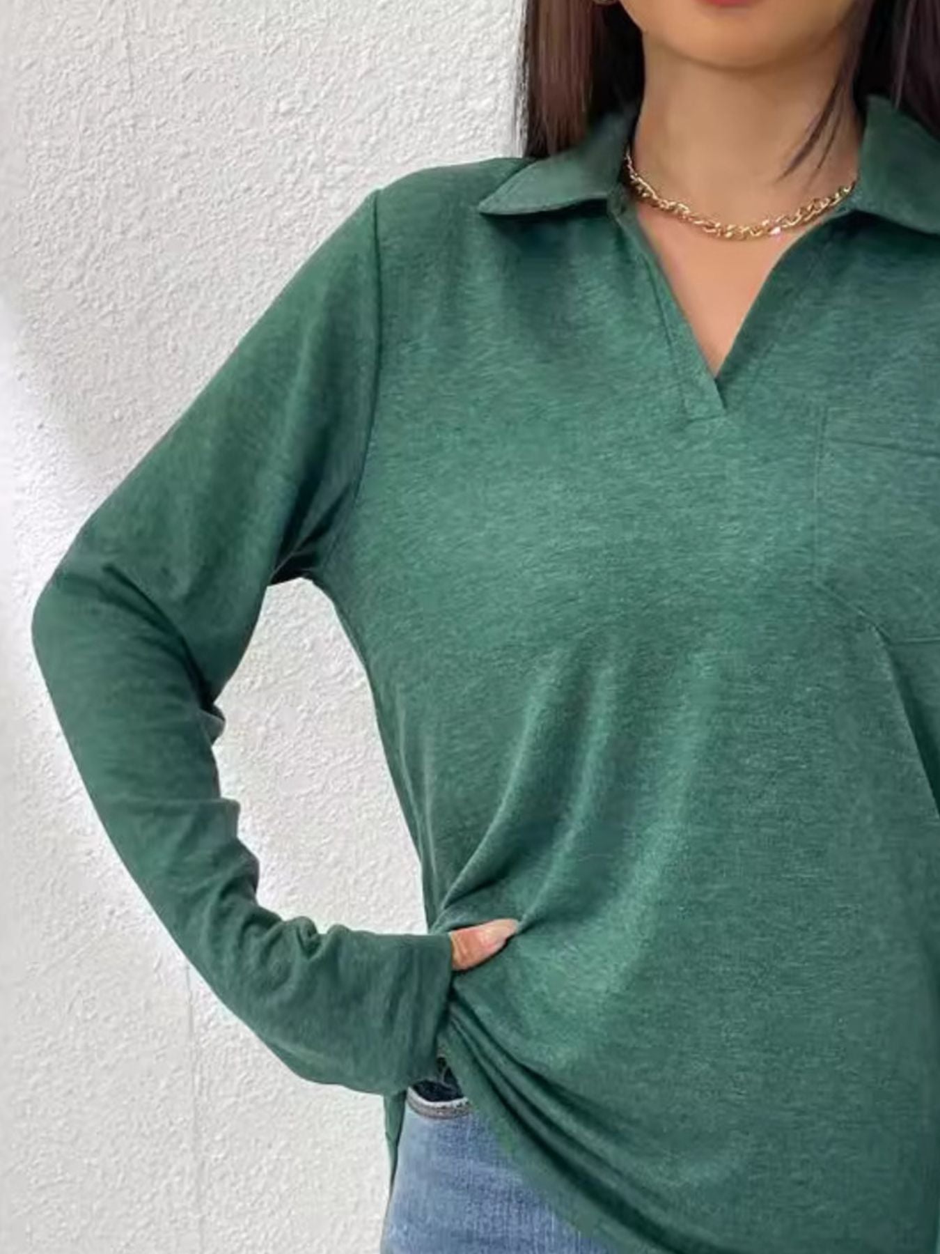 Cedar & Moore Collared Neck Long Sleeve T-Shirt in green with pocket