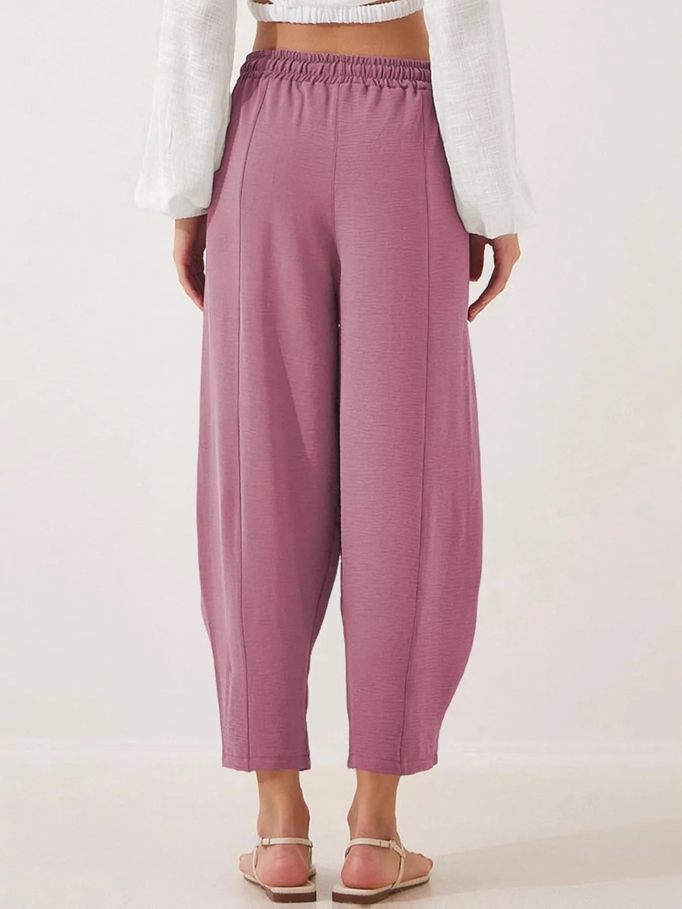 Mauve drawstring wide-leg cropped pants with gathered elastic waist