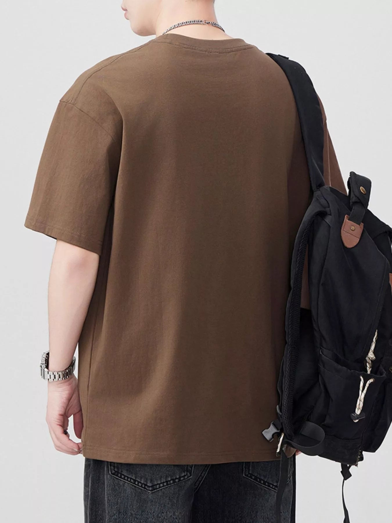 Brown back-view round-neck short-sleeve T-shirt, plain