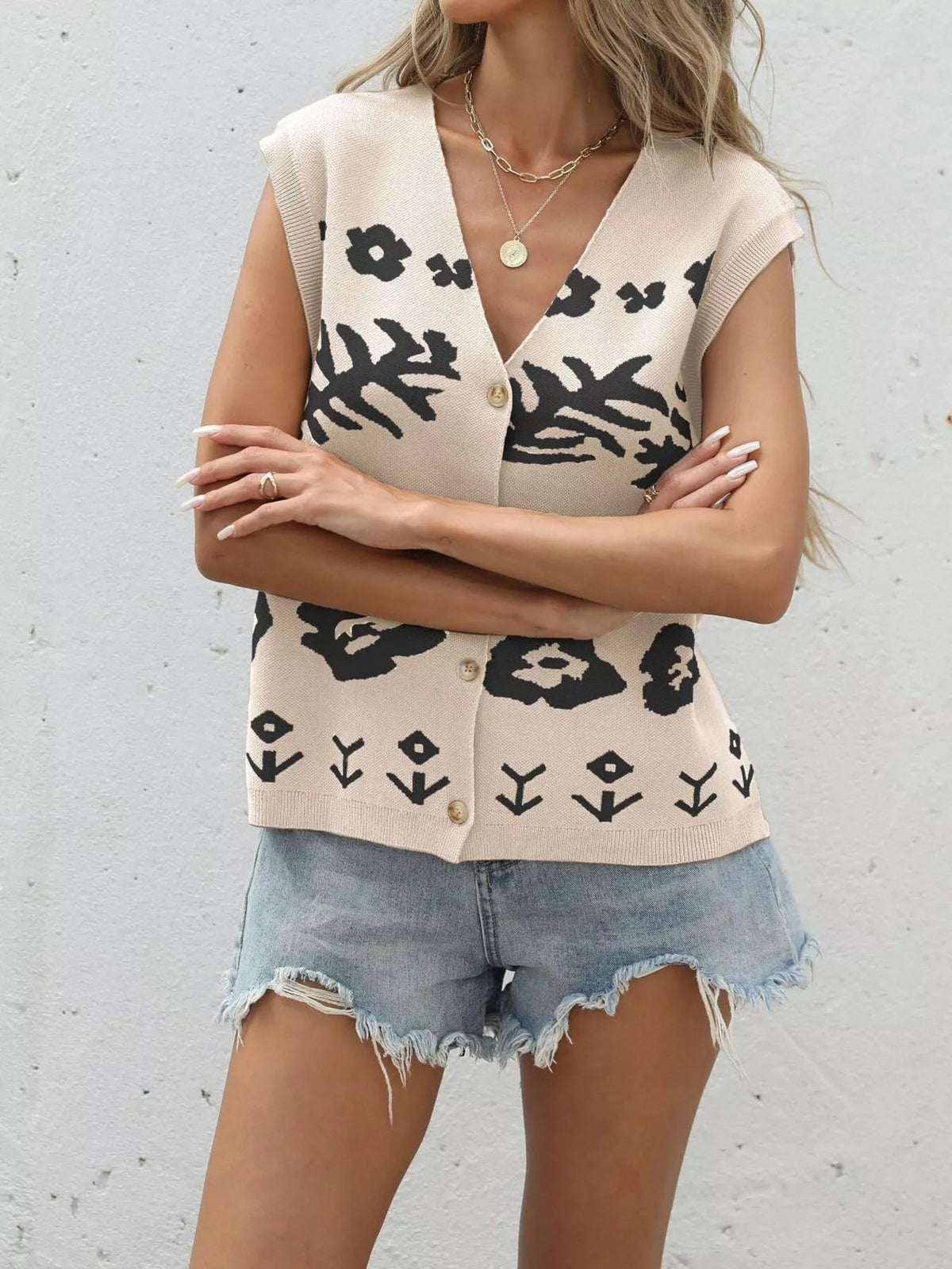 Light beige floral V-neck cap-sleeve button cardigan with gold buttons