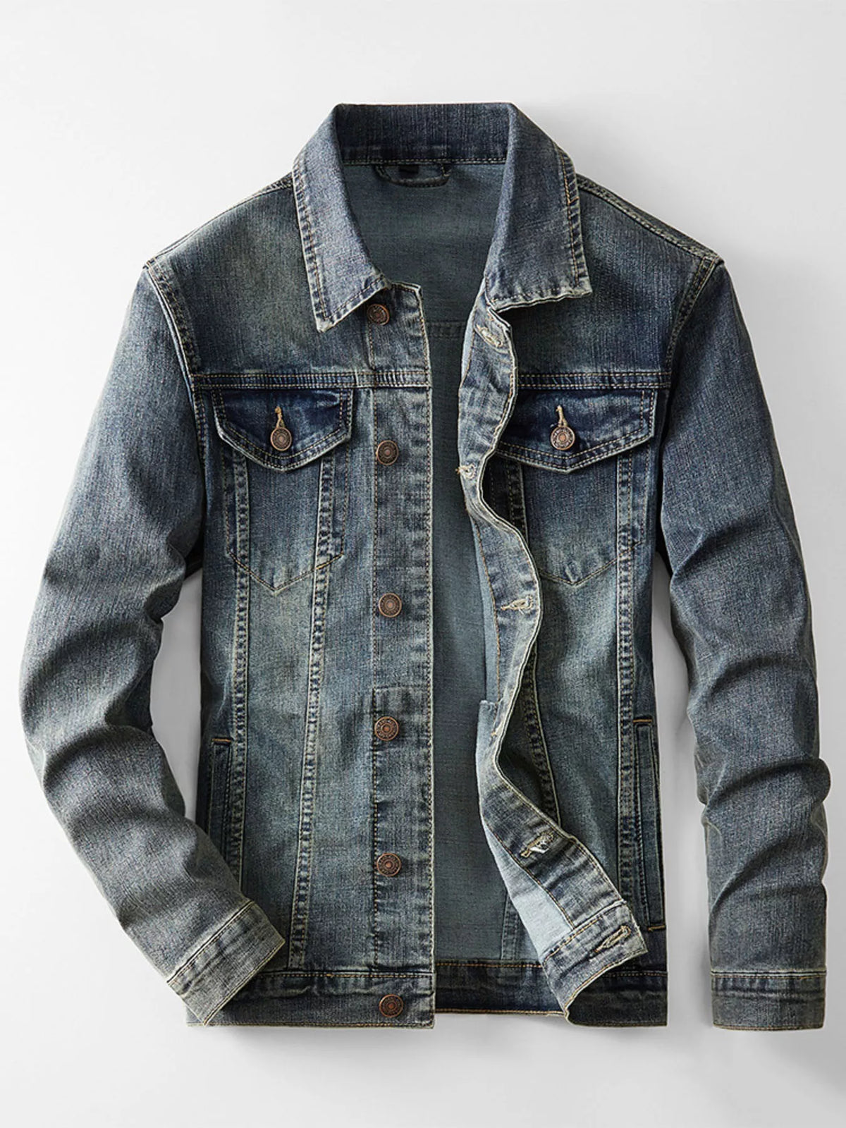 Men's vintage wash stretch denim jacket with button-flap chest pockets