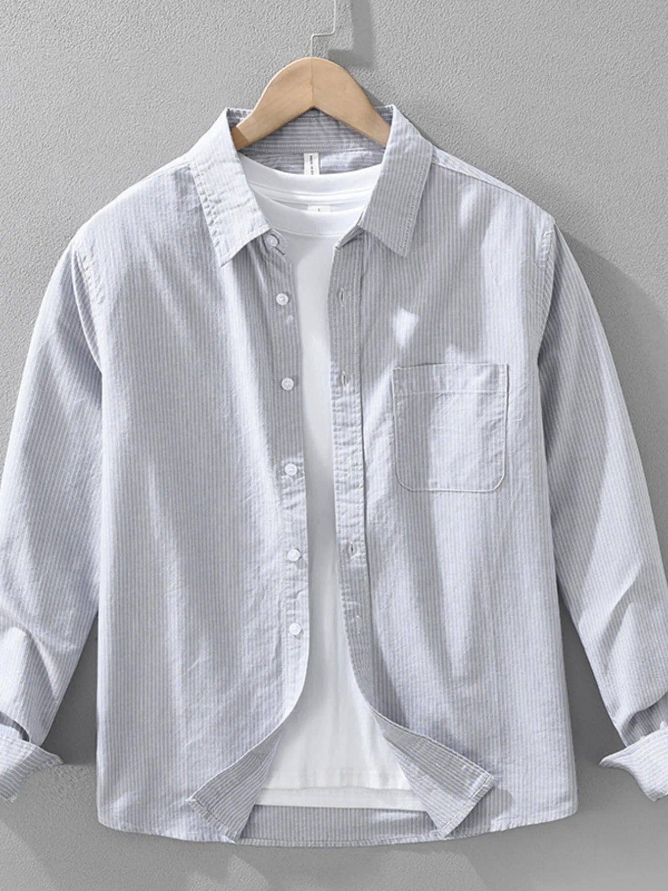 Men's striped button-up long sleeve shirt, light grey with chest pocket