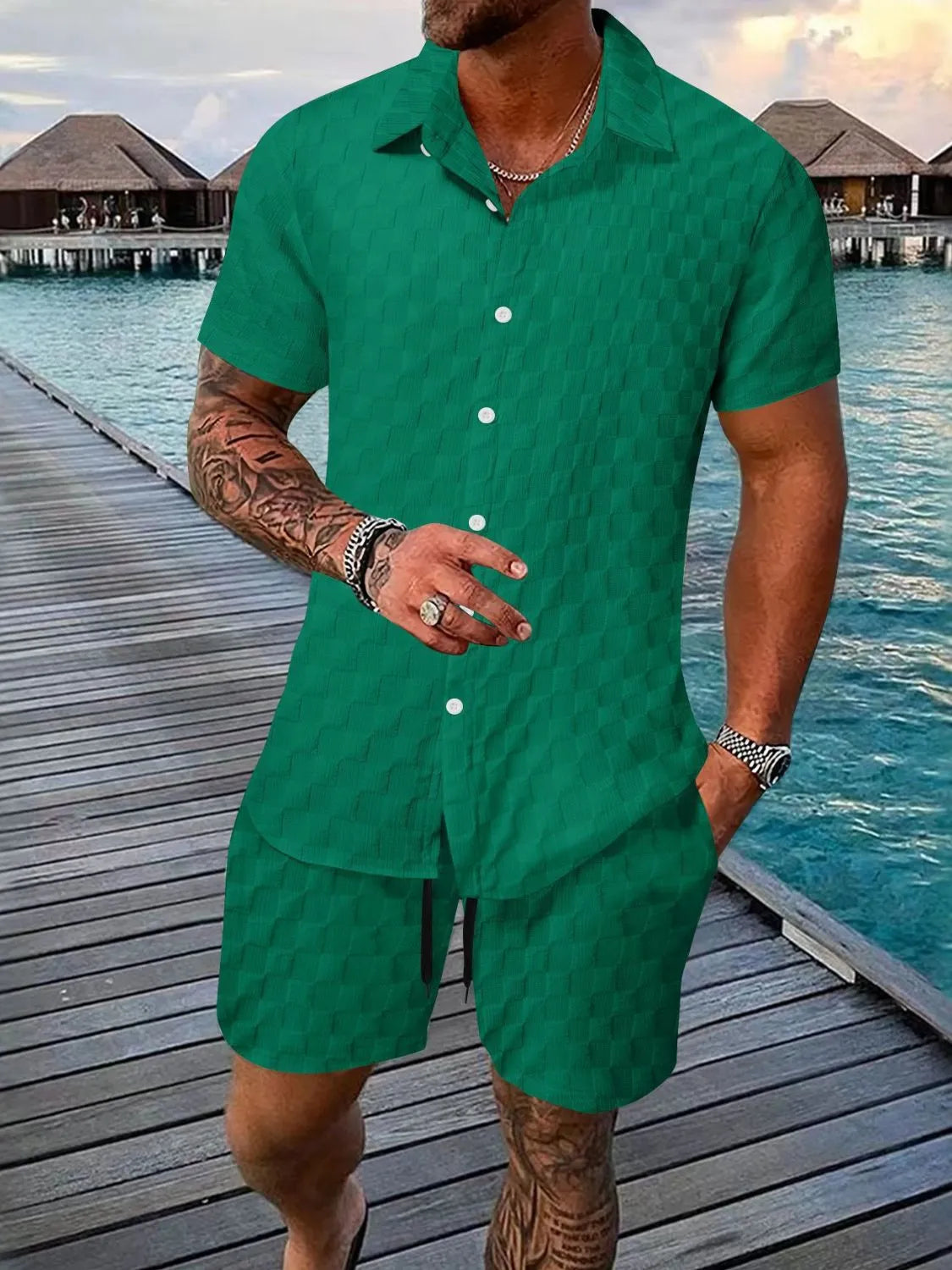 Green textured collared short-sleeve shirt and matching shorts set, button front
