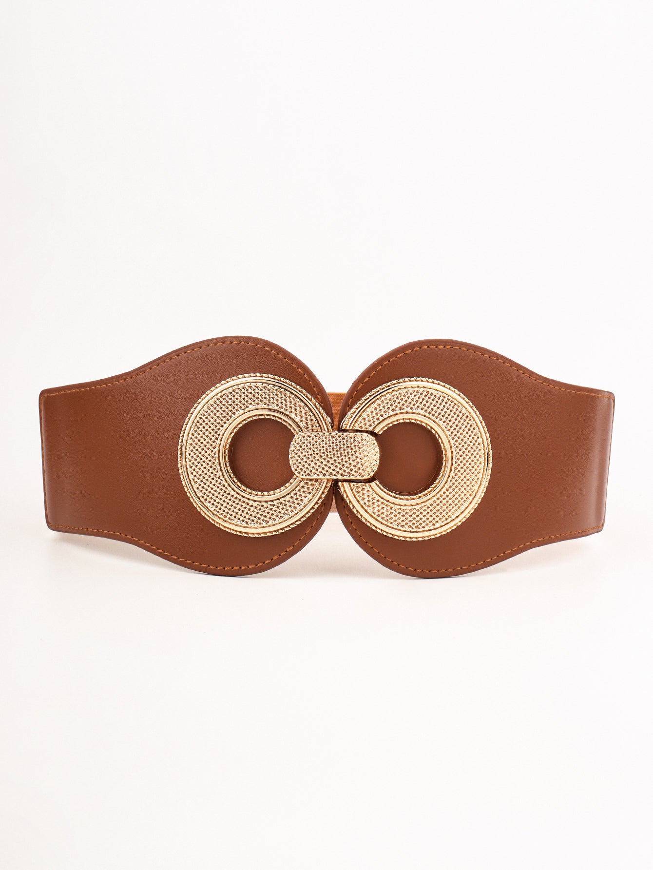Caramel vegan elastic belt with large circular alloy buckle, textured gold-toned finish