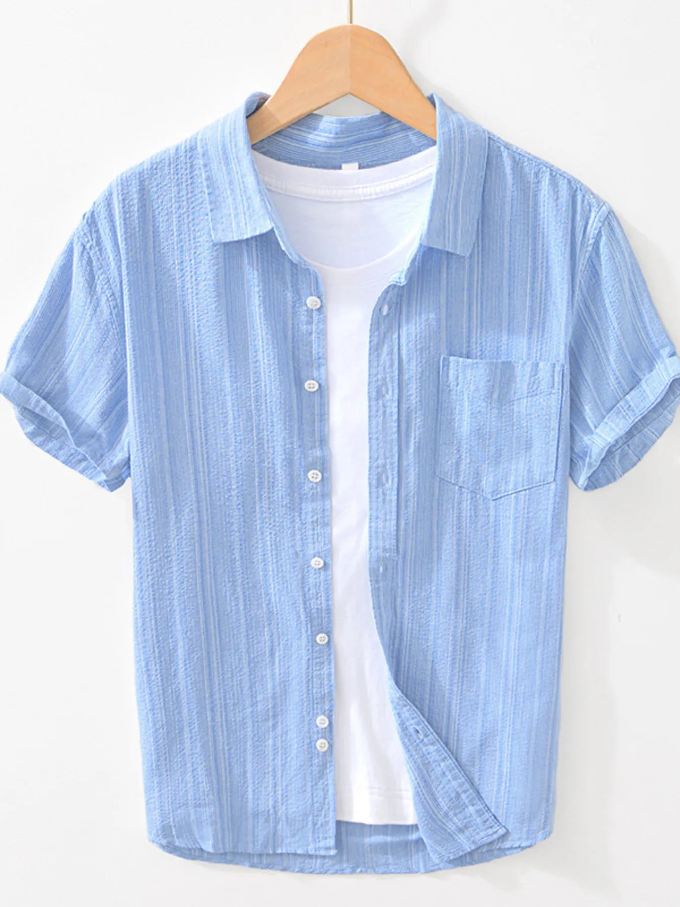 Striped collared short-sleeve shirt in light blue with front buttons