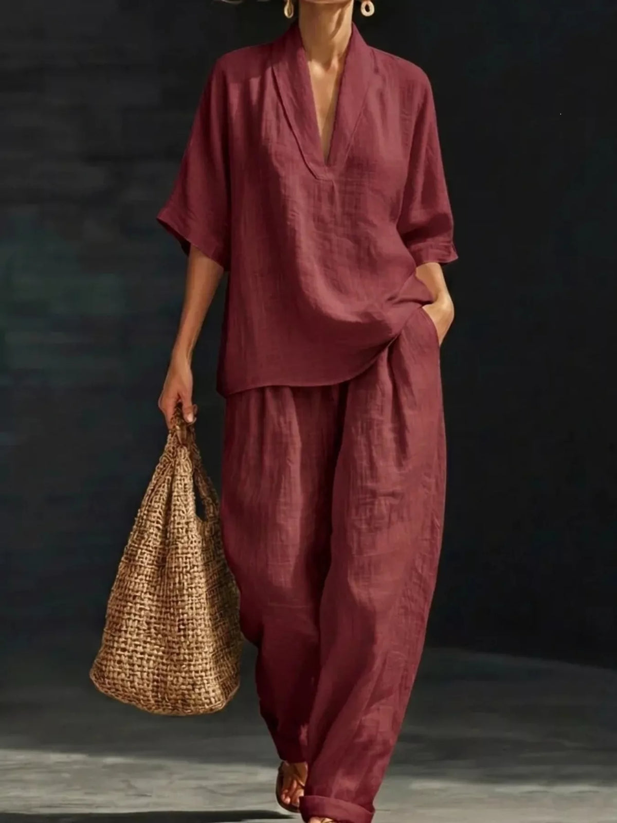 Casual set in burgundy: V-neck half-sleeve top and roomy wide-leg pants