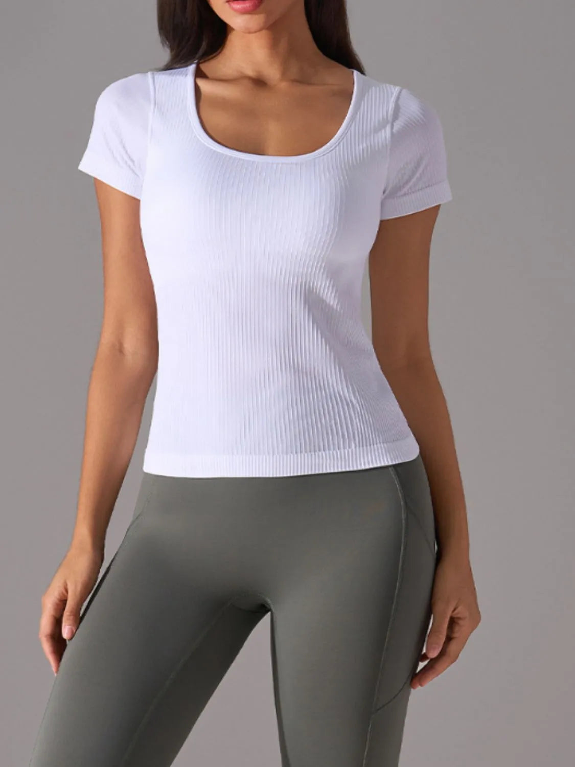 White square-neck active t-shirt with ribbed texture and curved hem