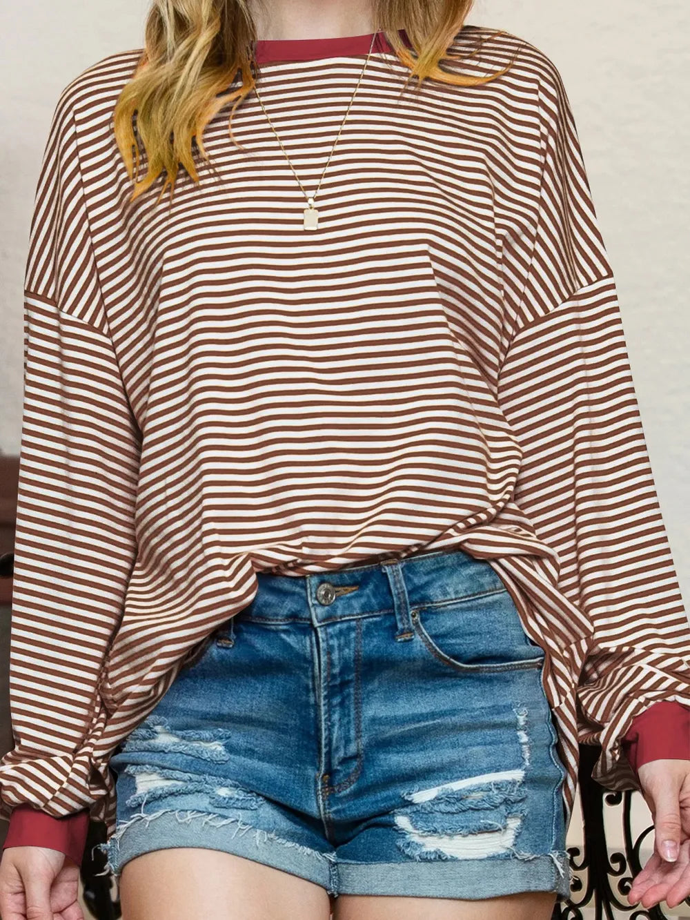 Contrast striped long-sleeve sweatshirt, burgundy contrast trim and red-and-cream stripes