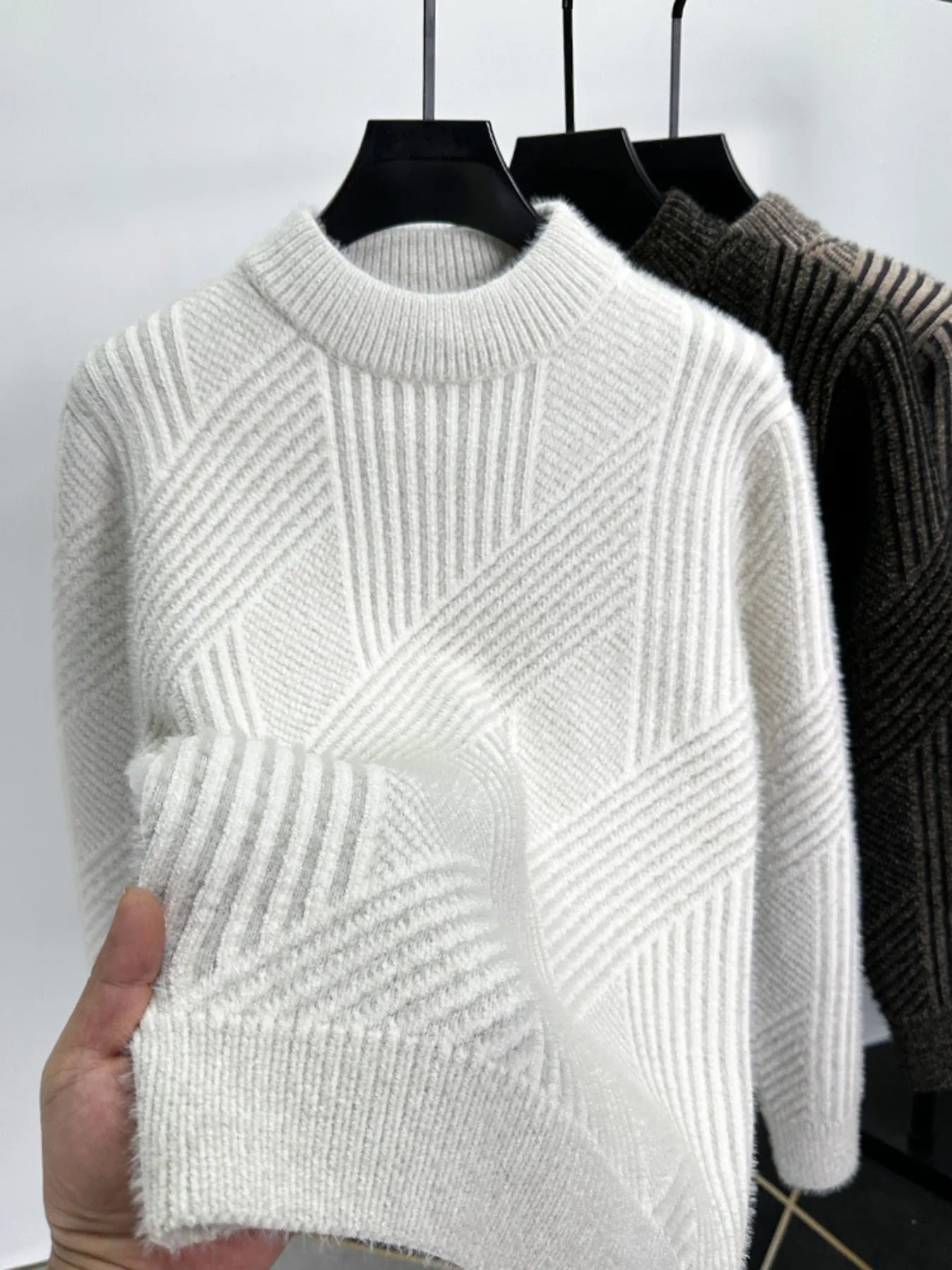 Men's ribbed knit long-sleeve sweater, off-white with large geometric knit pattern