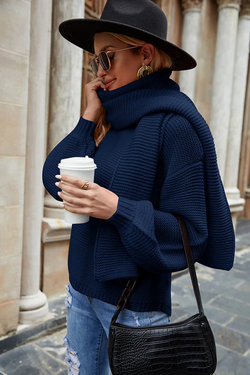 Round-neck lantern-sleeve sweater, navy blue