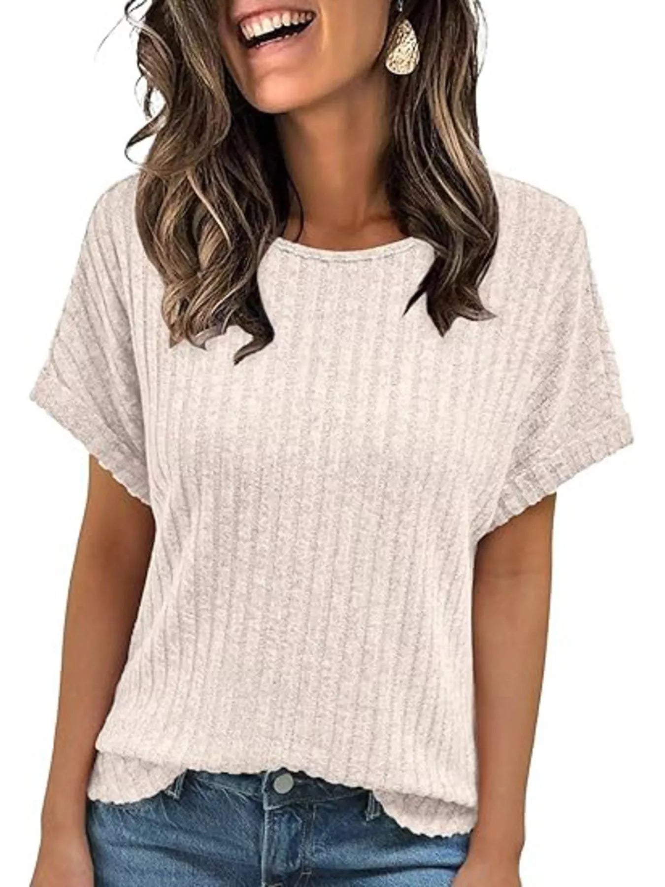 Beige ribbed knit short-sleeve T-shirt with crew neck and relaxed fit