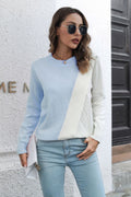 Contrast color round-neck long-sleeve sweater in light blue with white diagonal panel