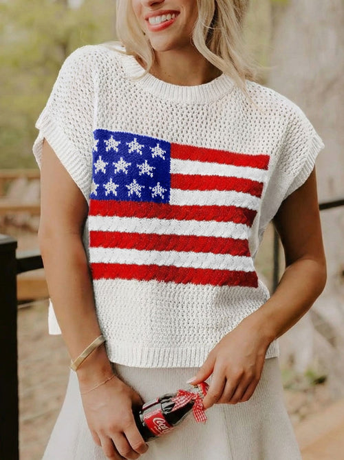 Knitted short sleeve sweater in white with American flag stripe and star panel