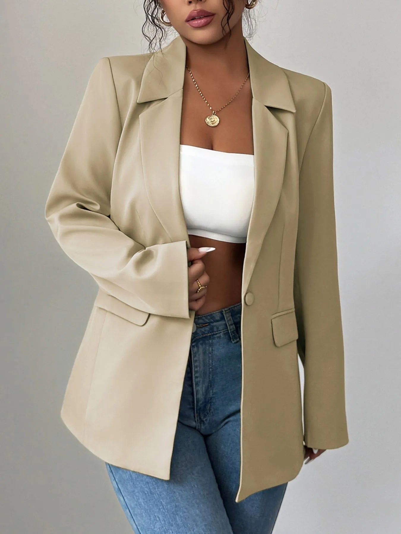 Khaki one-button lapel blazer with notch collar and flap pockets