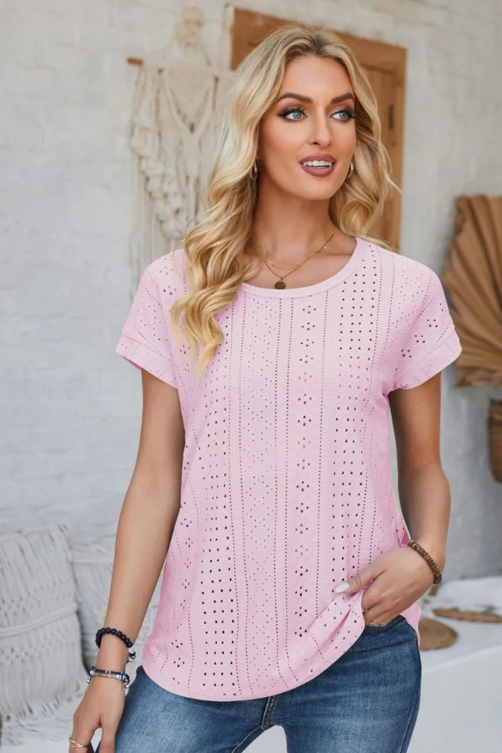 Eyelet round-neck rolled short-sleeve T-shirt in blush pink with vertical eyelet detail
