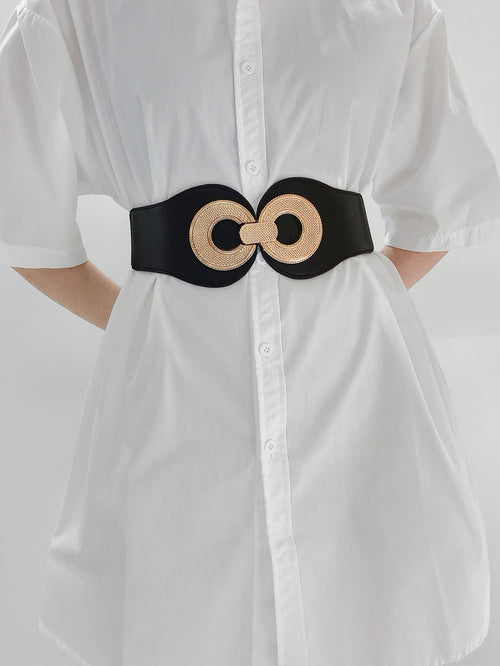 Elastic vegan belt with black strap and gold woven double-ring buckle