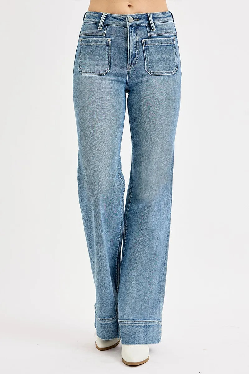 High-rise wide-leg jeans with stitched seams, light blue wash, patch pockets