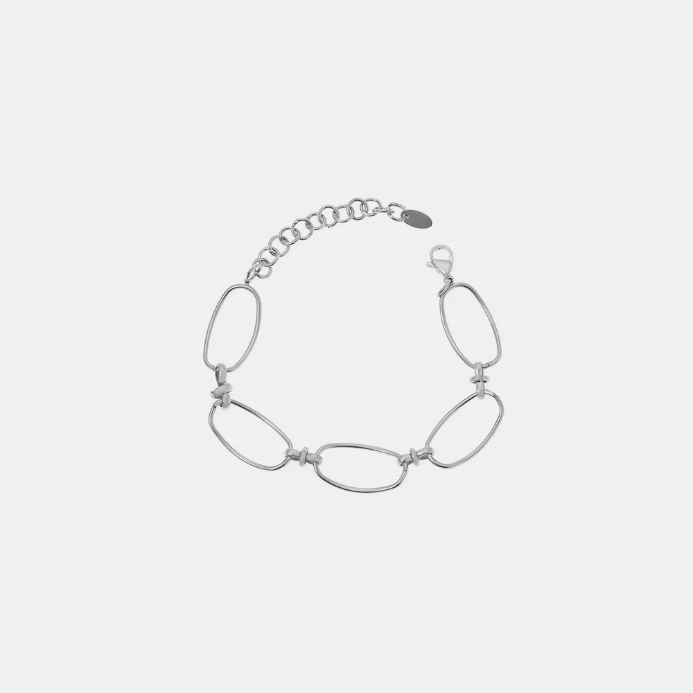 Silver chain bracelet with oval links and round clasp ends