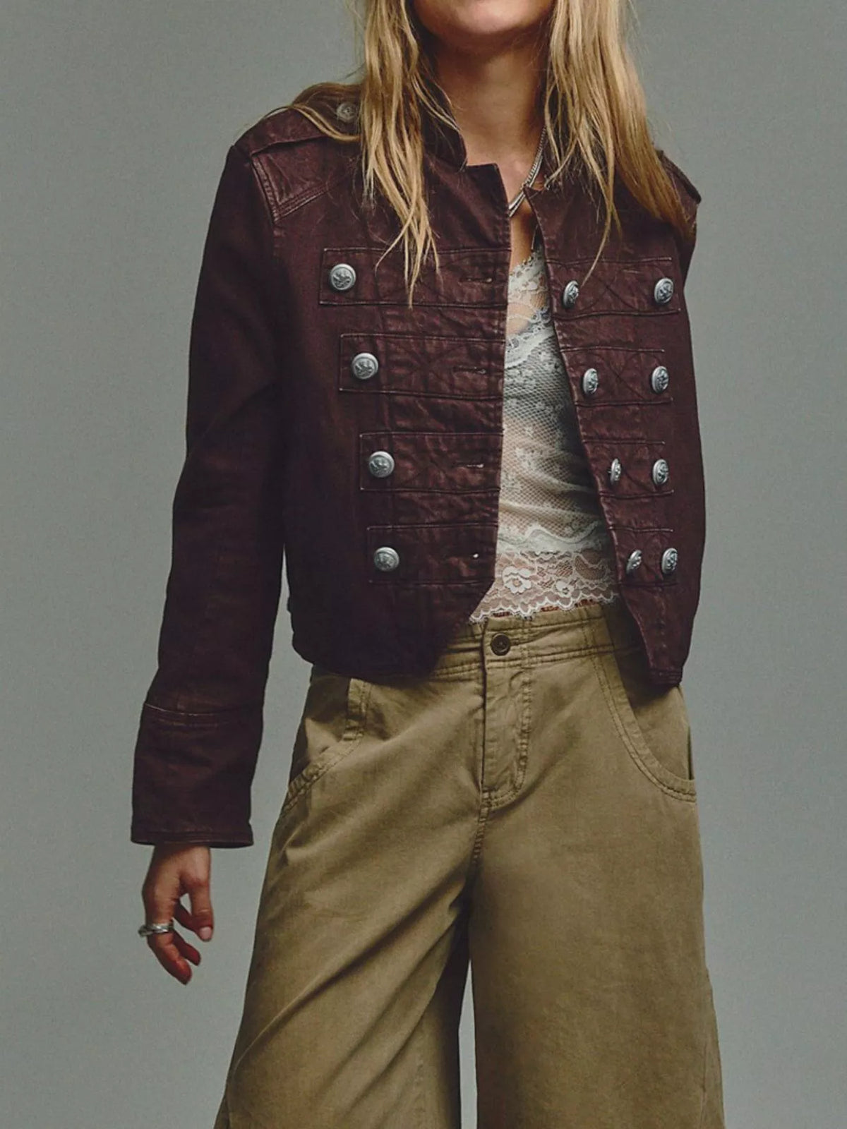 Chestnut cropped cotton button jacket with flap pockets and button front.