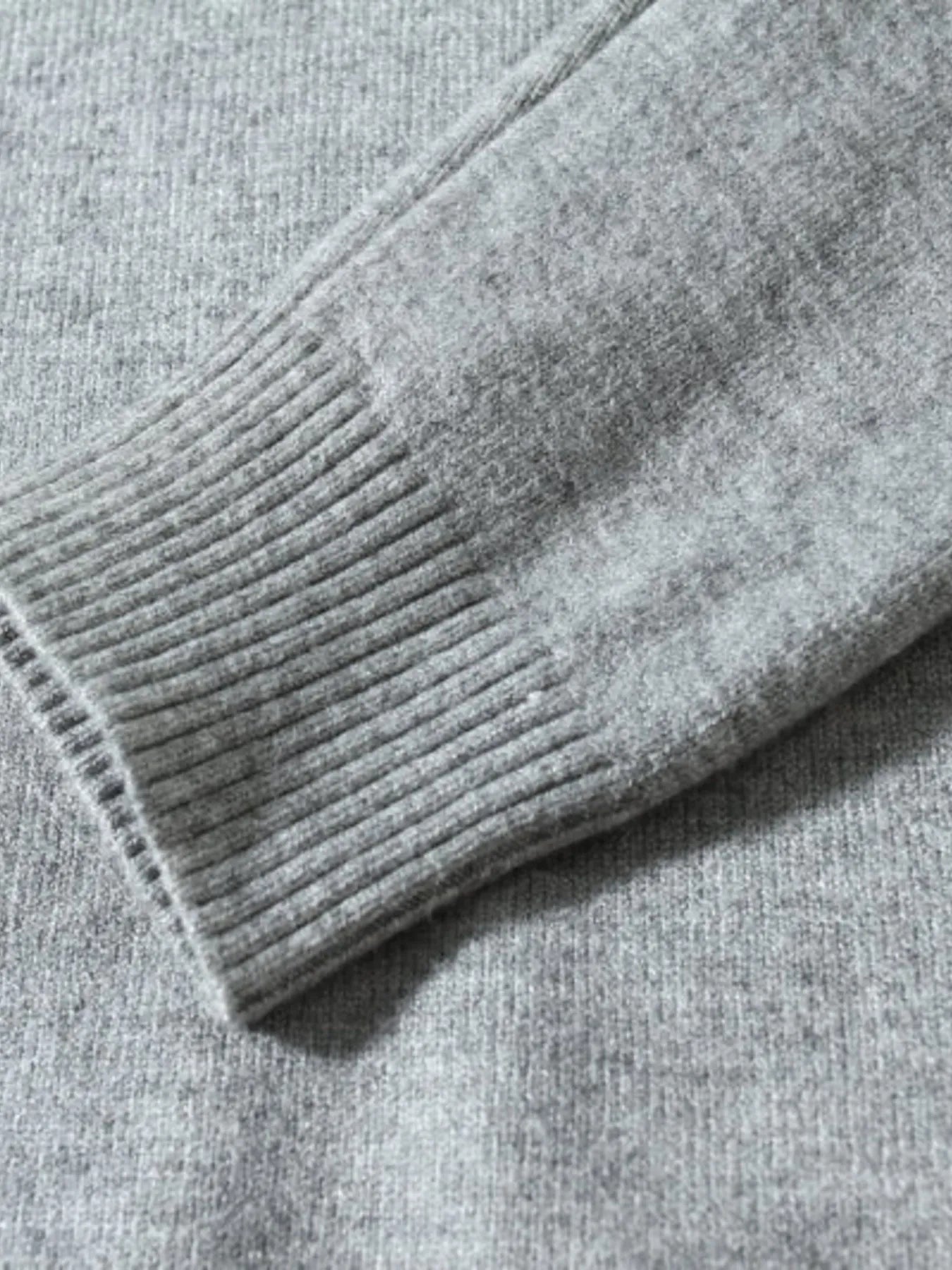 Men's long-sleeve sweater ribbed cuff detail, gray heather knit