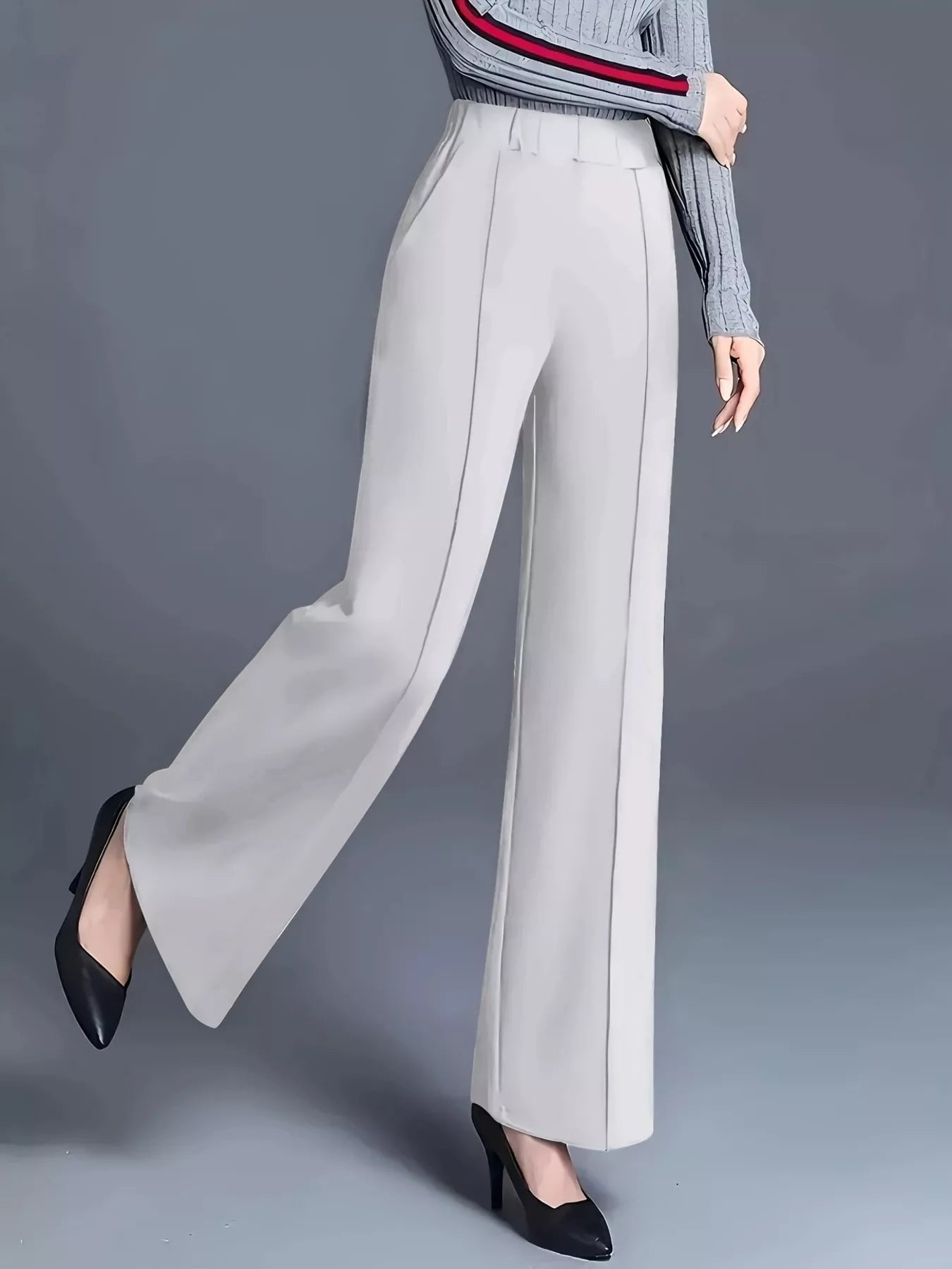 Wide-leg pants with high waist in light gray, tailored front and wide straight legs