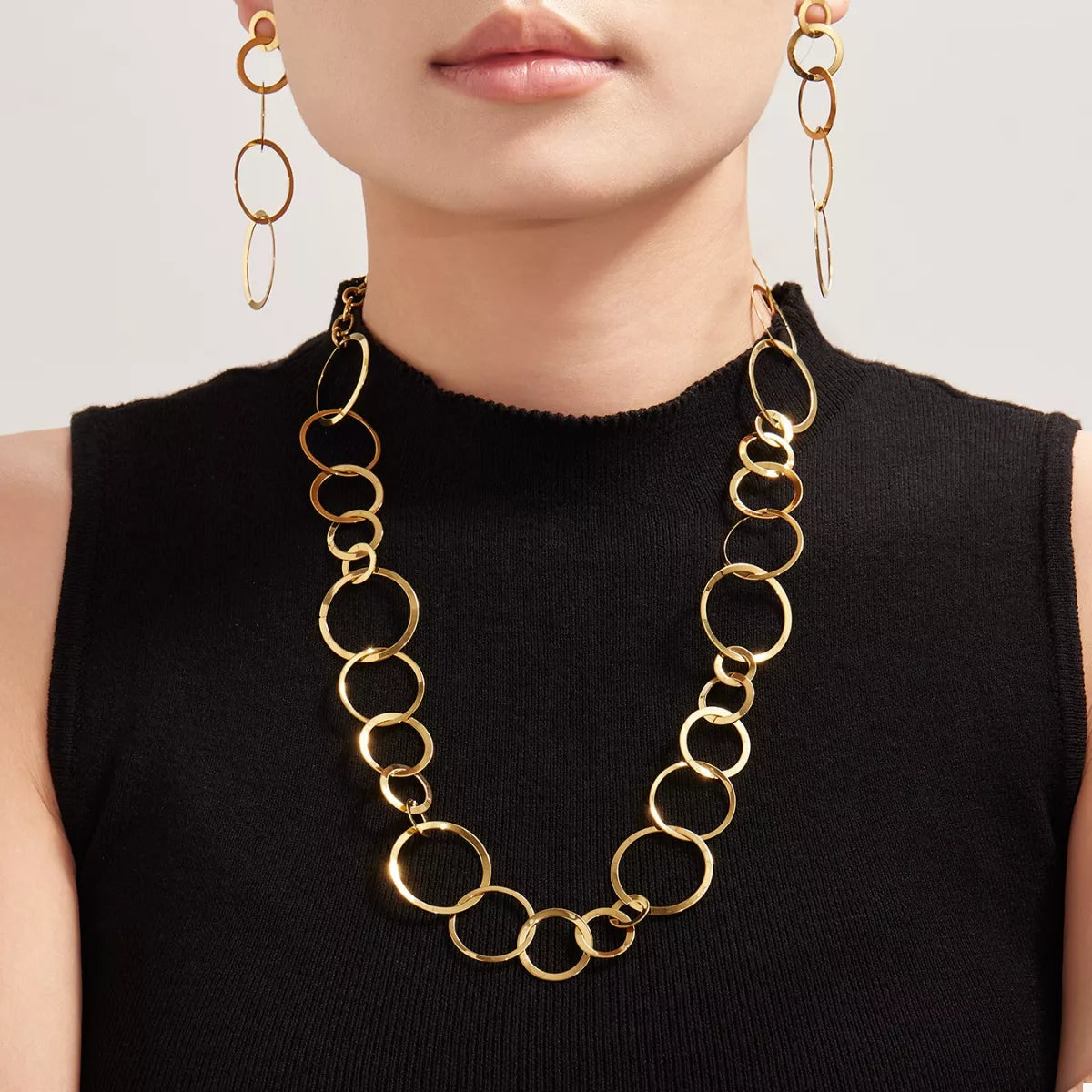 Gold-plated chain link statement necklace with large oval links