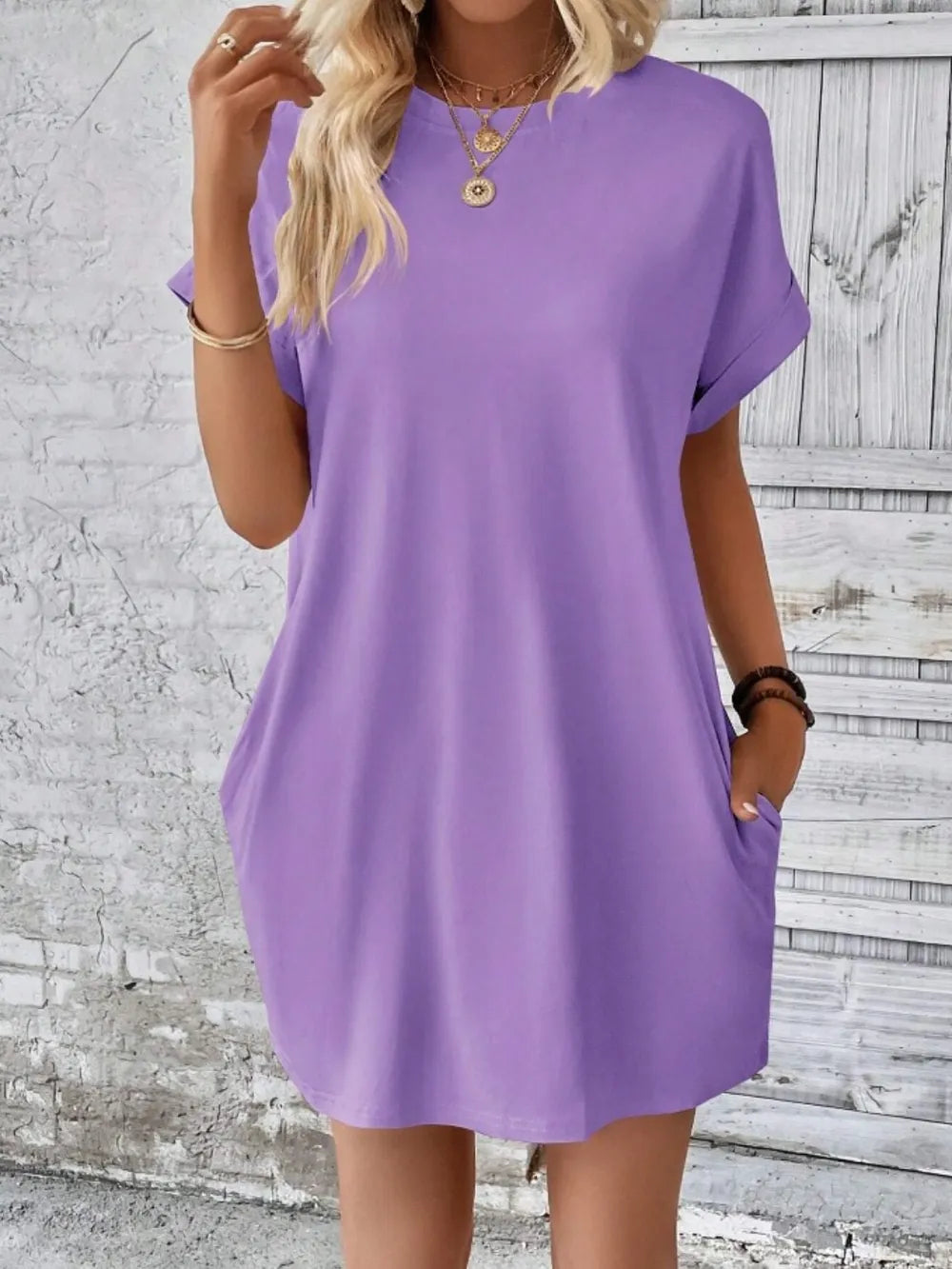 Lavender short-sleeve round-neck tunic dress with loose fit and straight hem