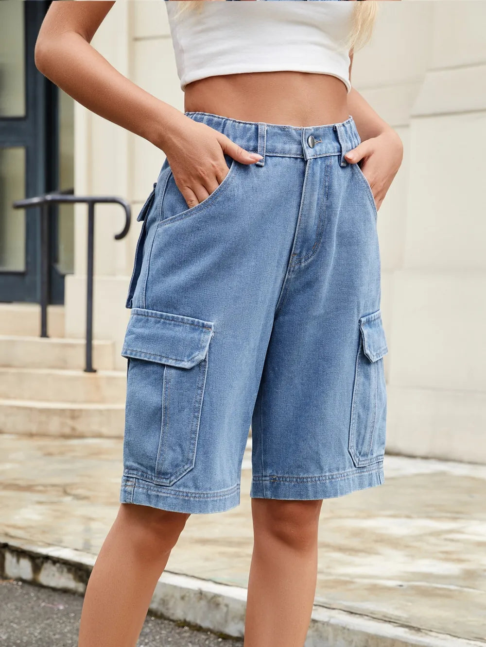 High waist denim shorts, medium blue, with front cargo flap pockets