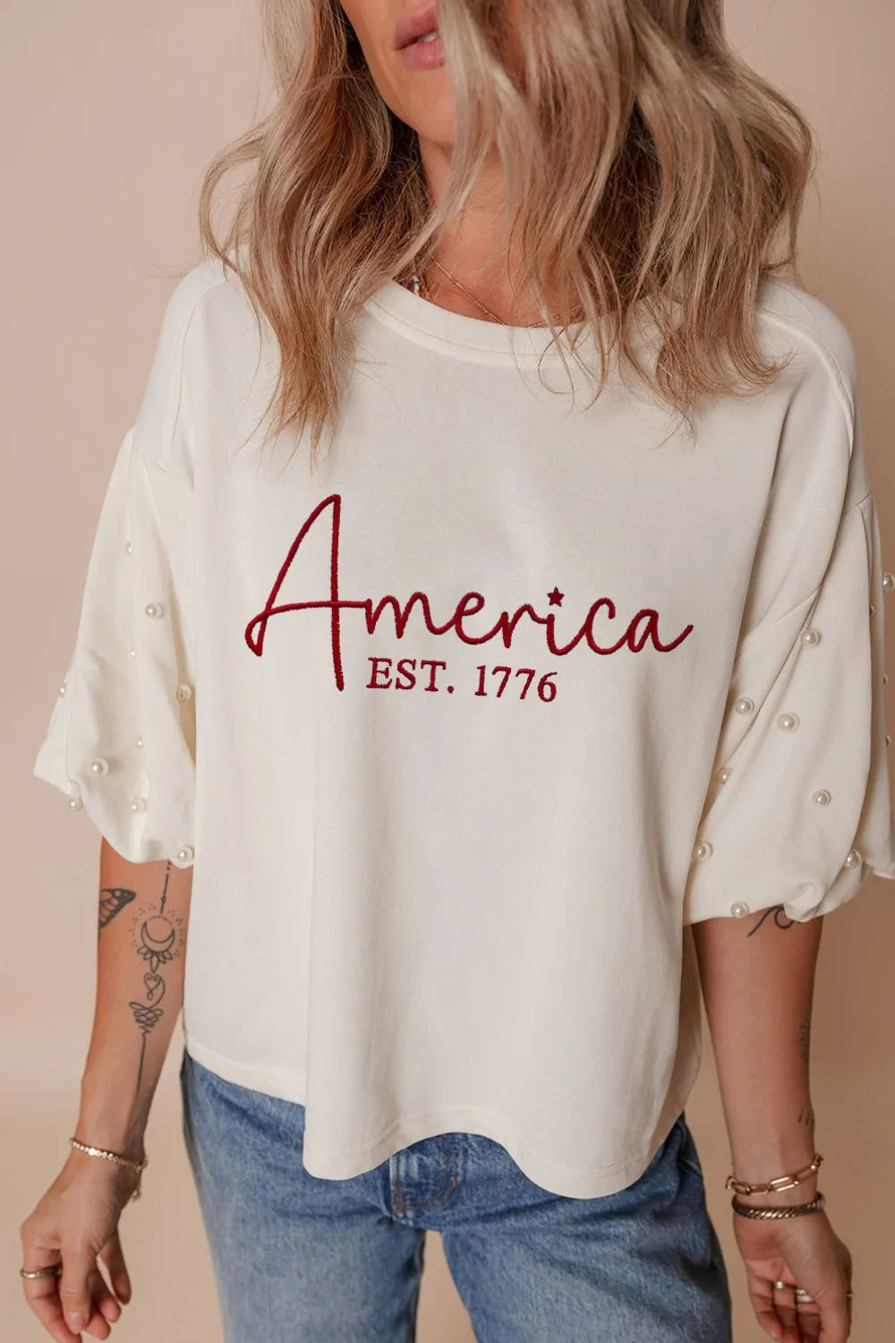 Cedar & Moore America EST 1776 red-embroidered T-shirt with pearl-beaded sleeves, white