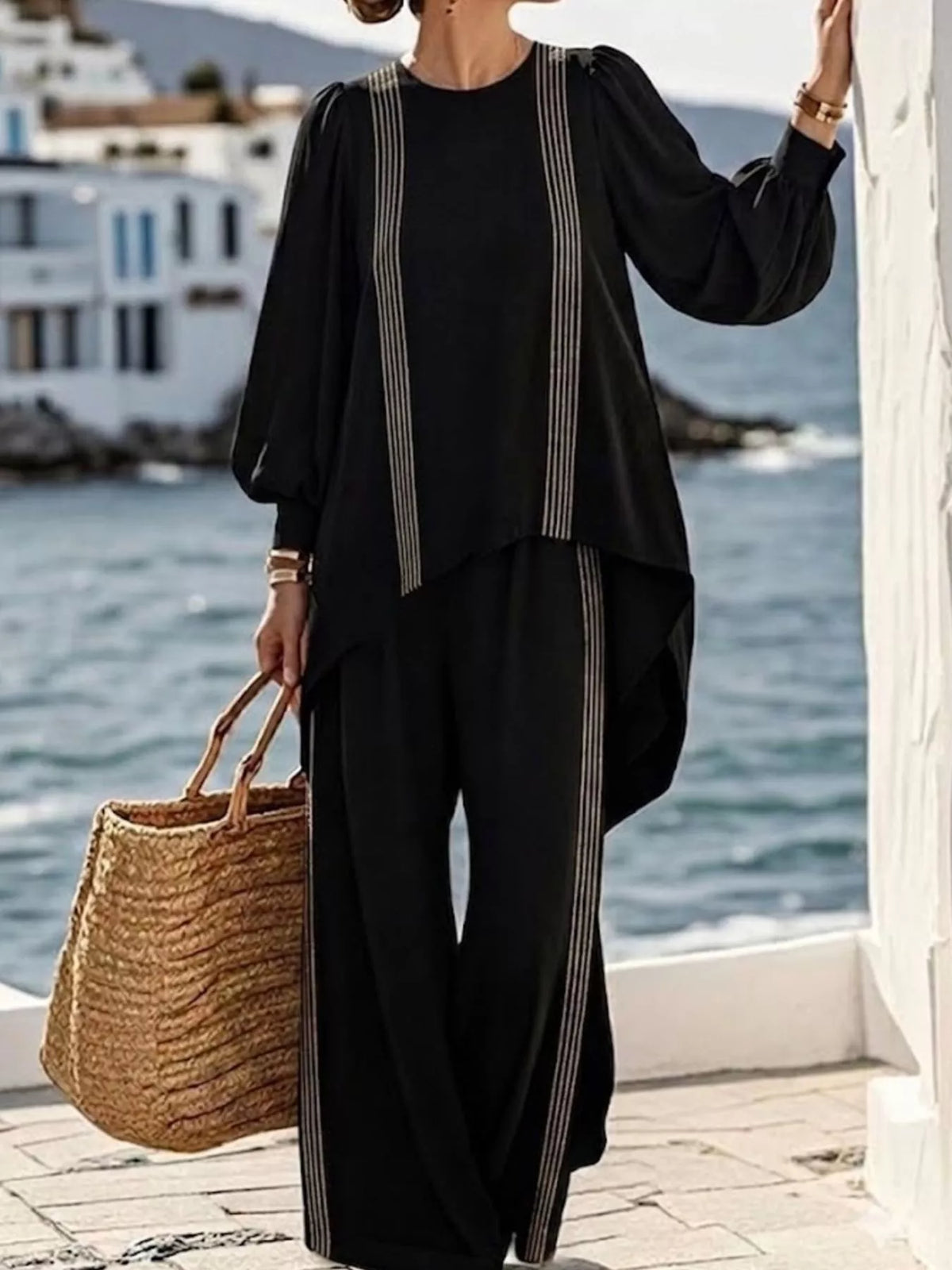 Two-piece striped top and pants set in black, loose blouse with long sleeves