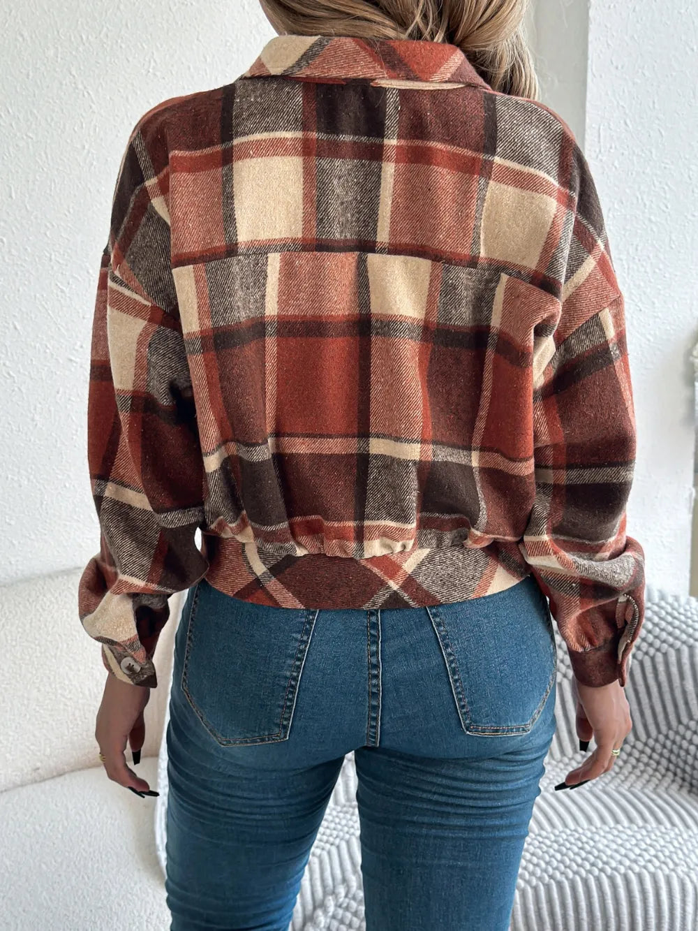 Plaid button-up long-sleeve jacket with gathered back and buttoned cuffs